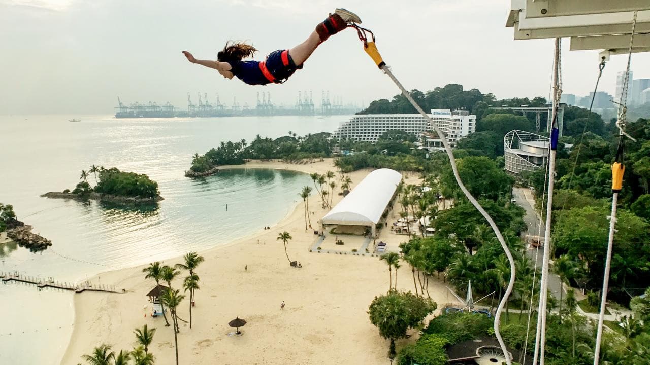 Skypark Sentosa by AJ Hackett Ticket: Bungy Jump and Giant Swing - image 7