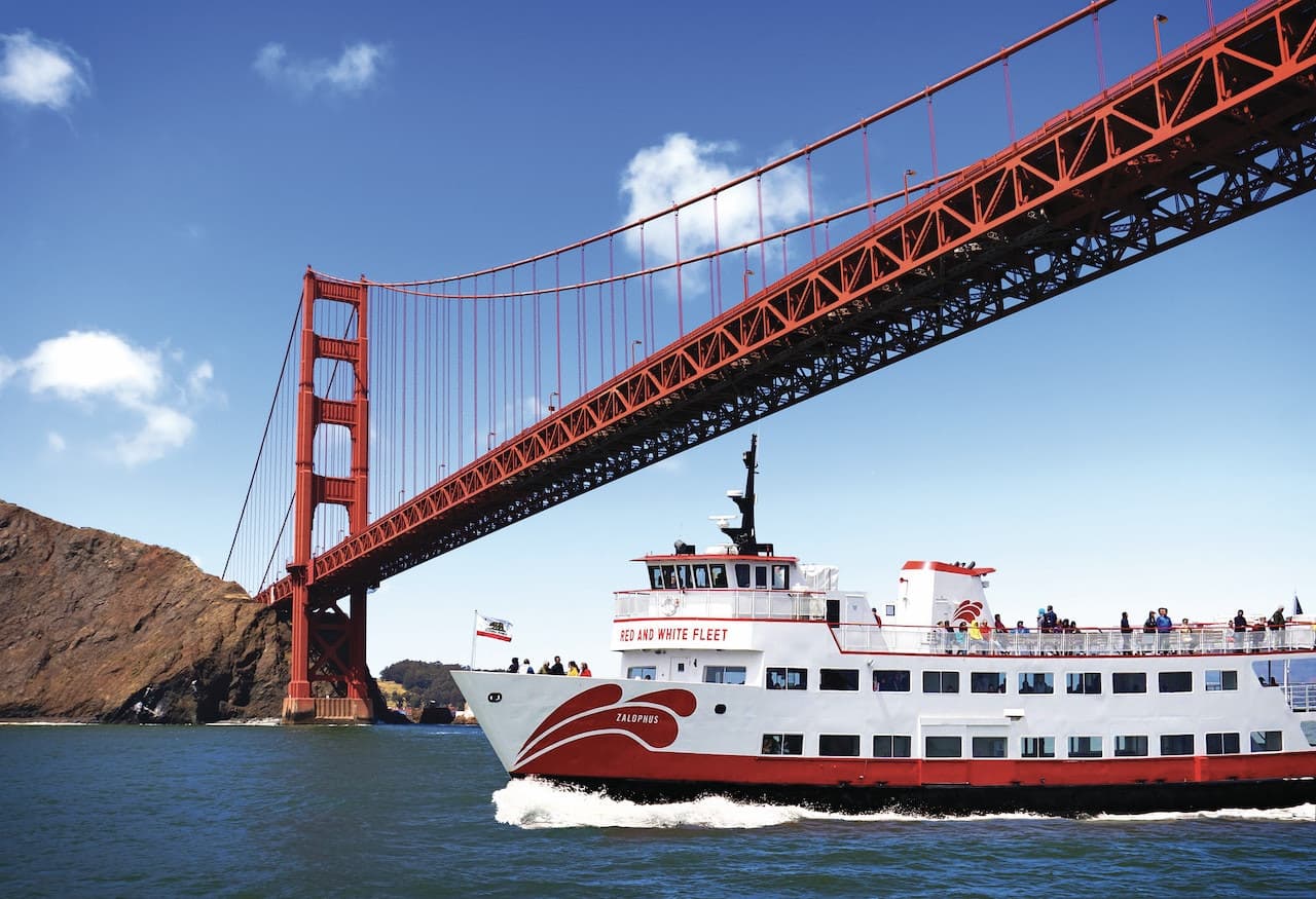 San Francisco Bay 1 Hour Golden Gate Sightseeing Boat Cruise by Red and White Fleet - main image