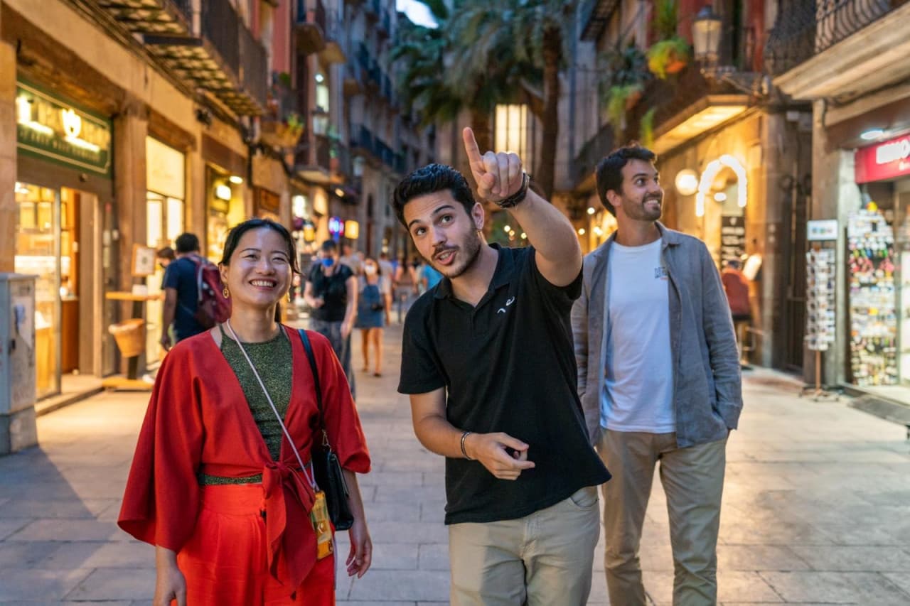 Barcelona Walking Tour with High-Speed Train Transfer from Madrid - image 3