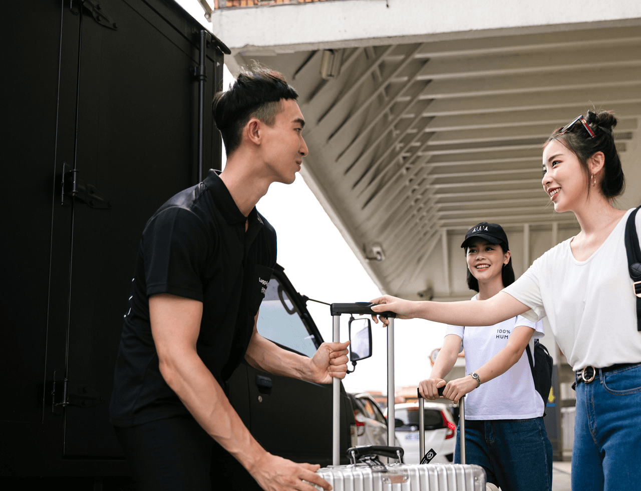 LuggAgent Tokyo Airport Luggage Services - main image