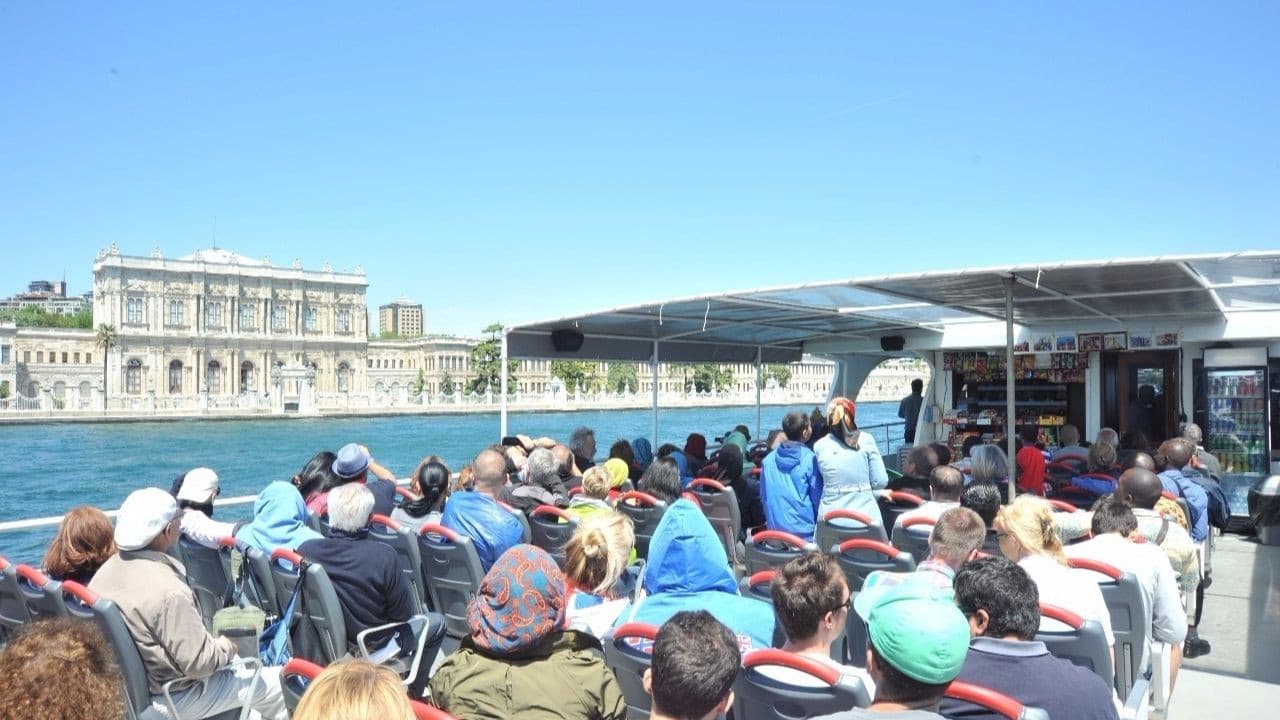 Golden Horn and Bosphorus Sightseeing Cruise with Audio Guide - imagen 2