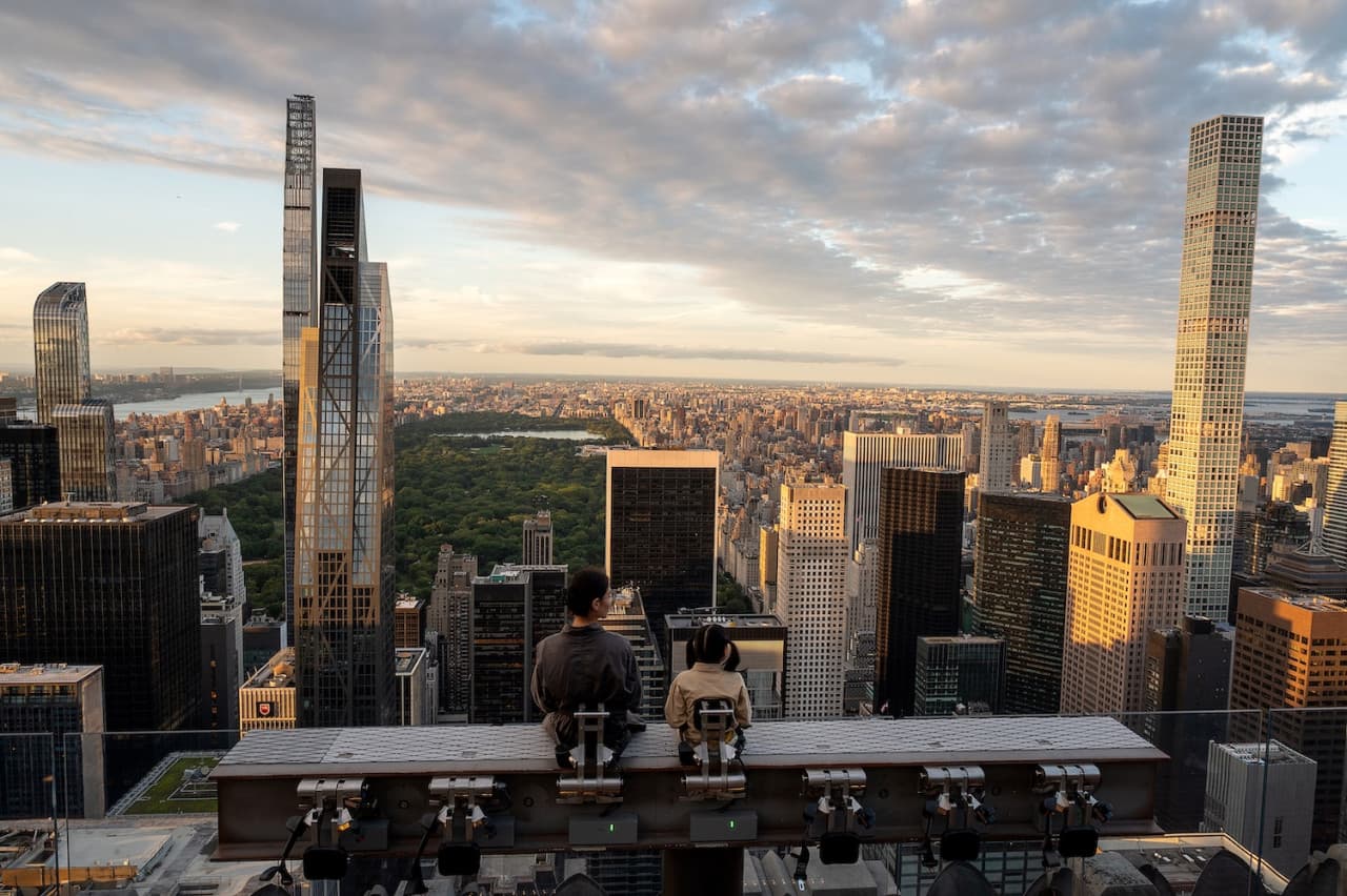 Top of the Rock Observation Deck Ticket at Rockefeller Center - image 18