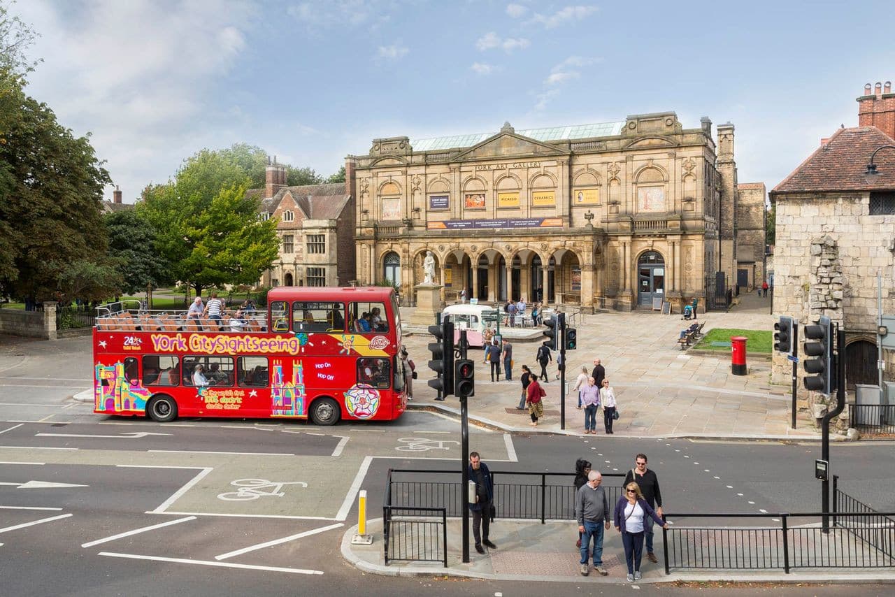 City Sightseeing York Hop-on Hop-off Bus Tour - image 4