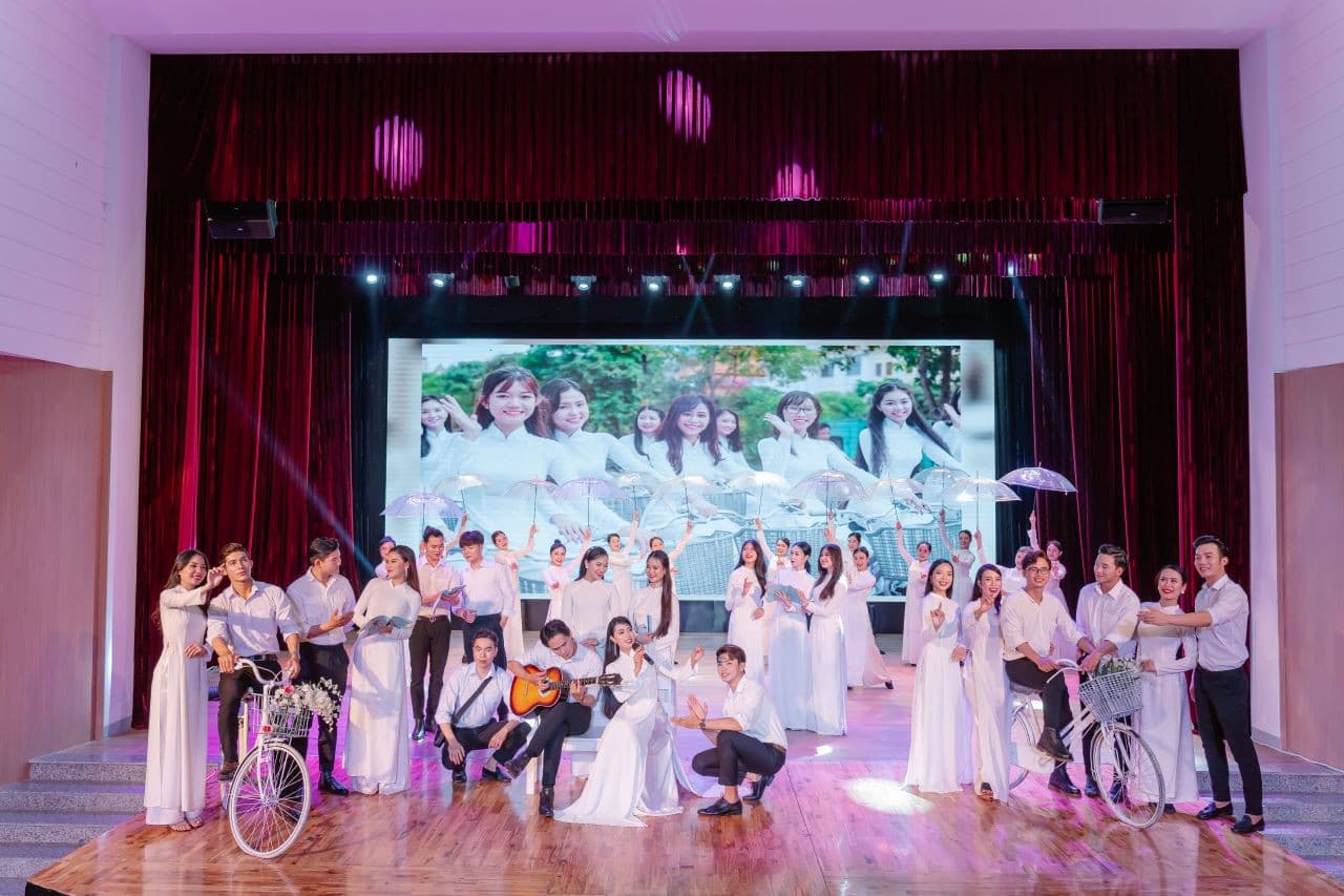 Ao Dai Show in Da Nang - image 6