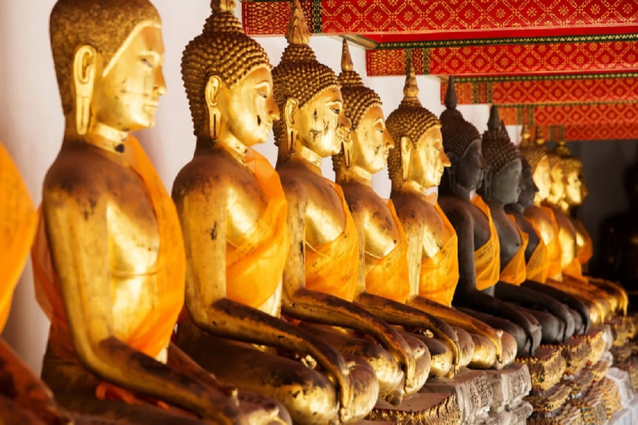 Wat Pho and Wat Arun Walking Tour - image 5