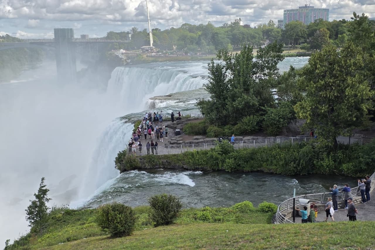 Niagara Falls, USA: Guided Tour & Optional Maid of the Mist - image 9