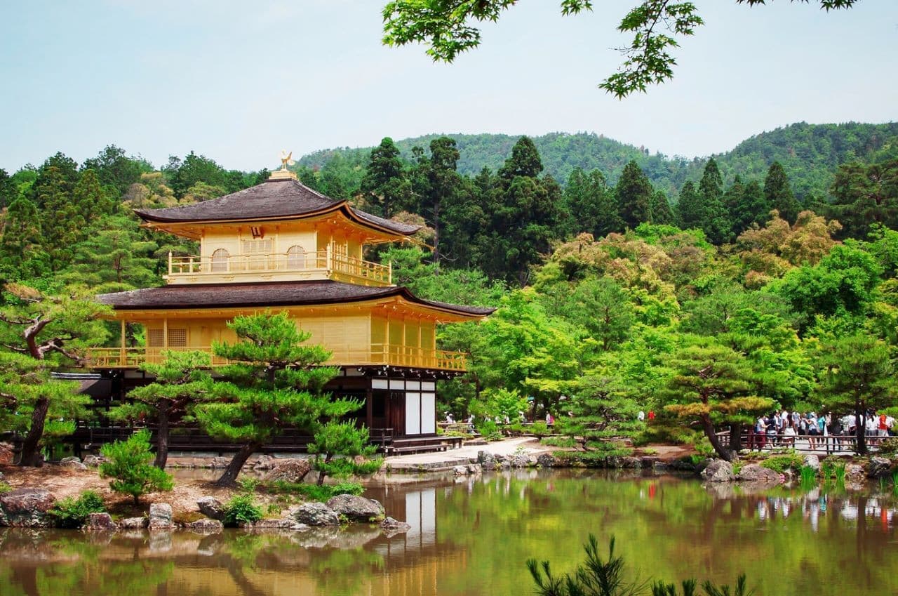 Kyoto Full-Day Tour: Nijo Castle, Kinkaku-ji,  Fushimi Inari Taisha, Kiyomizu-dera Temple - image 9