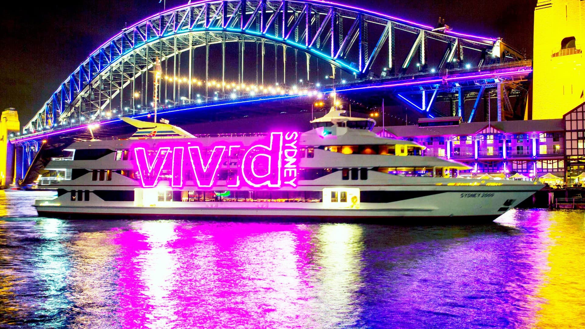 Vivid Sydney Cruise with Captain Cook Cruises Departing From Darling Harbour - image 3