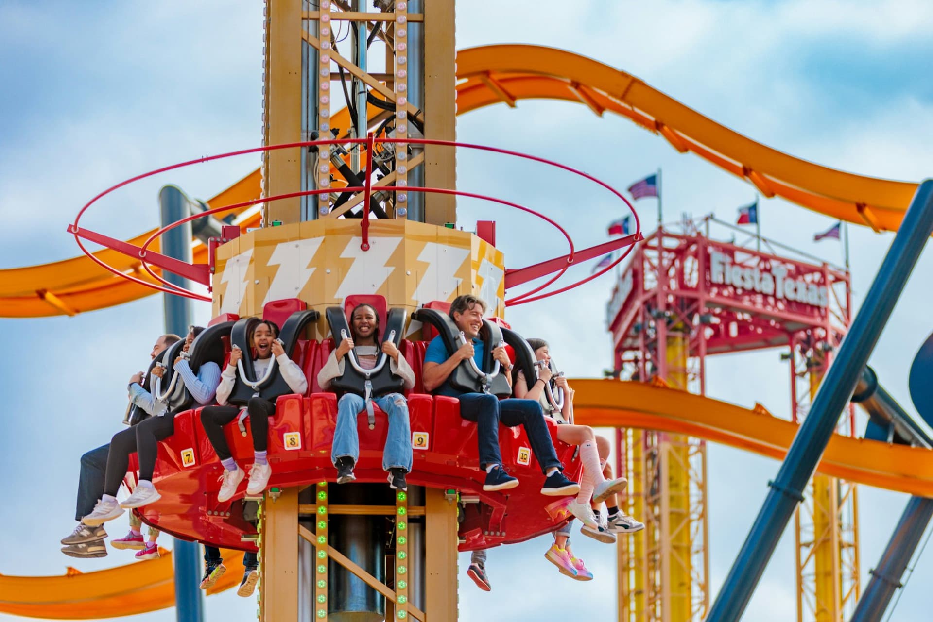 Six Flags Fiesta Texas Ticket - image 5