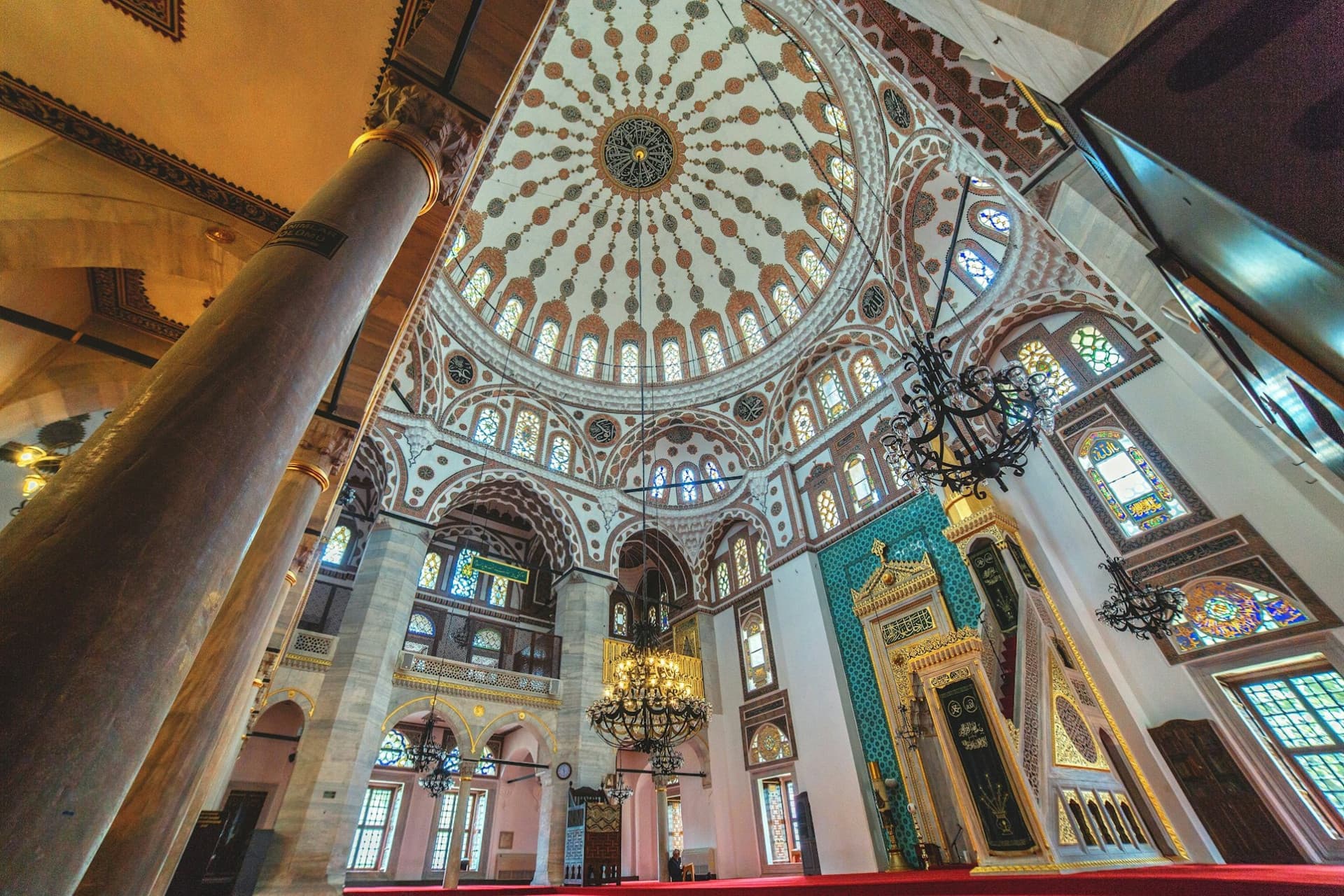 Istanbul Europe and Asia Half-Day Private Tour: Maiden's Tower and Mihrimah Sultan Mosque - image 6