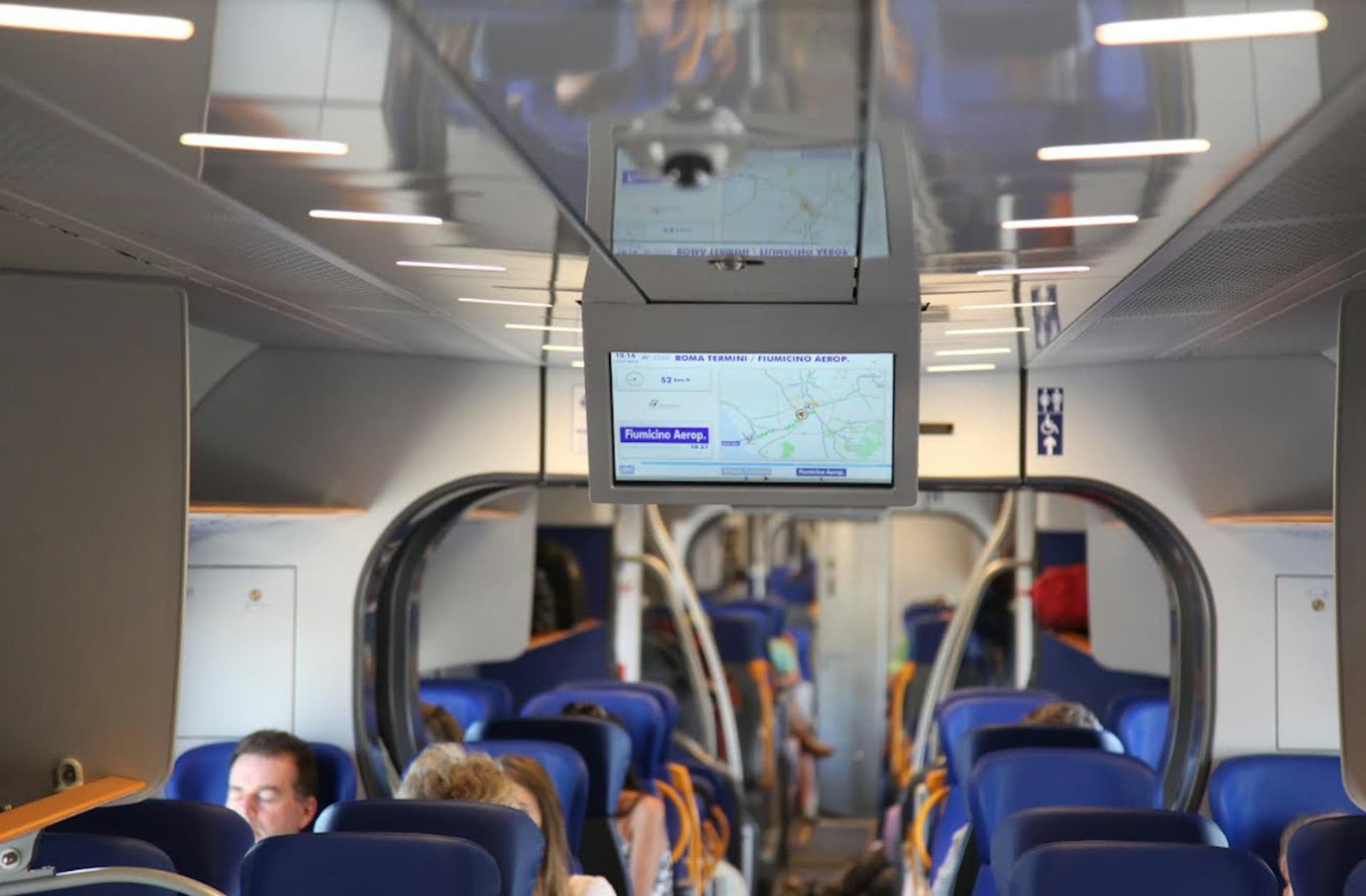 Aeropuerto de Fiumicino: traslado en tren Leonardo Express a Roma Termini - imagen 2