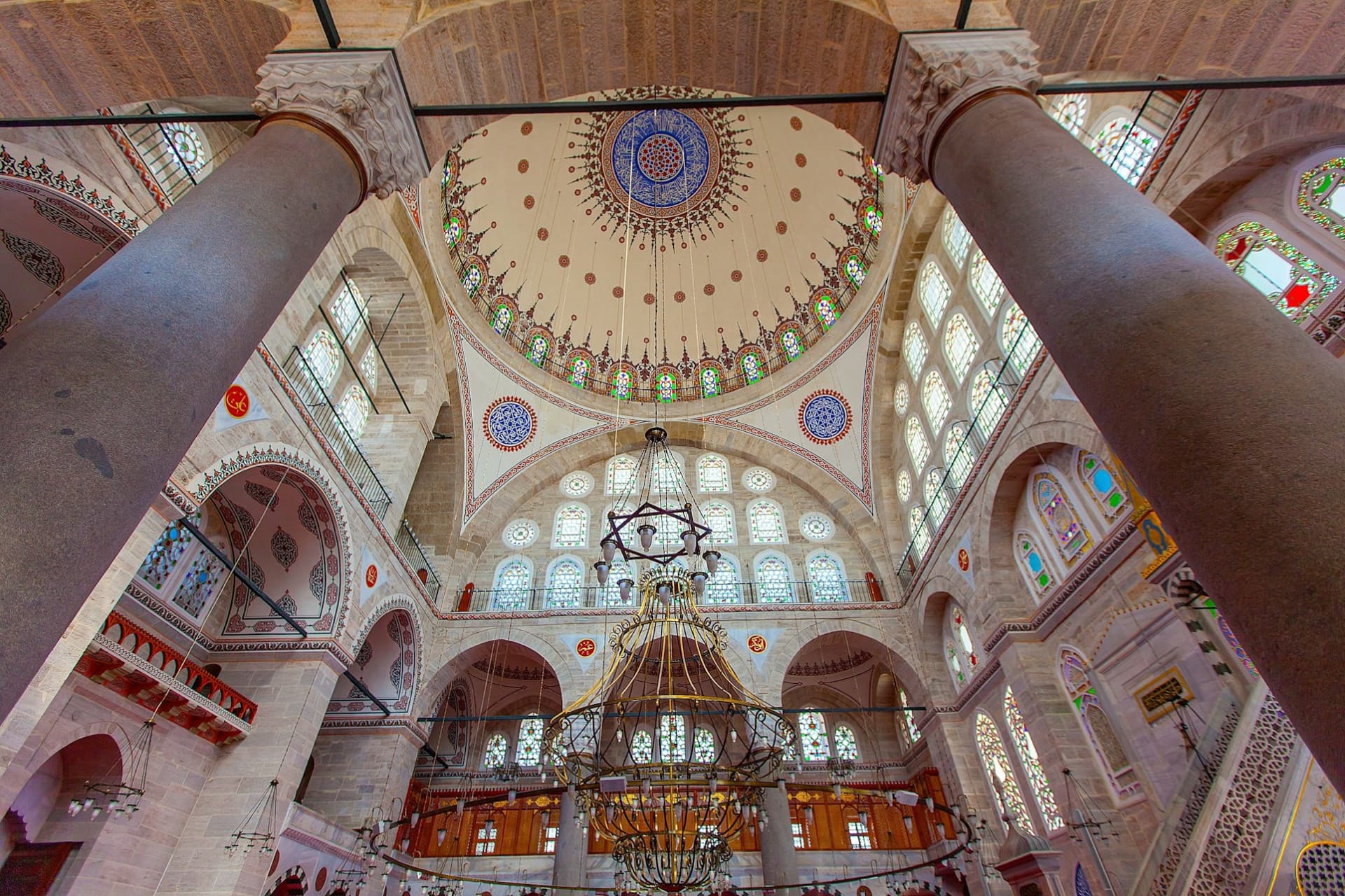 Istanbul Europe and Asia Half-Day Private Tour: Maiden's Tower and Mihrimah Sultan Mosque - image 2