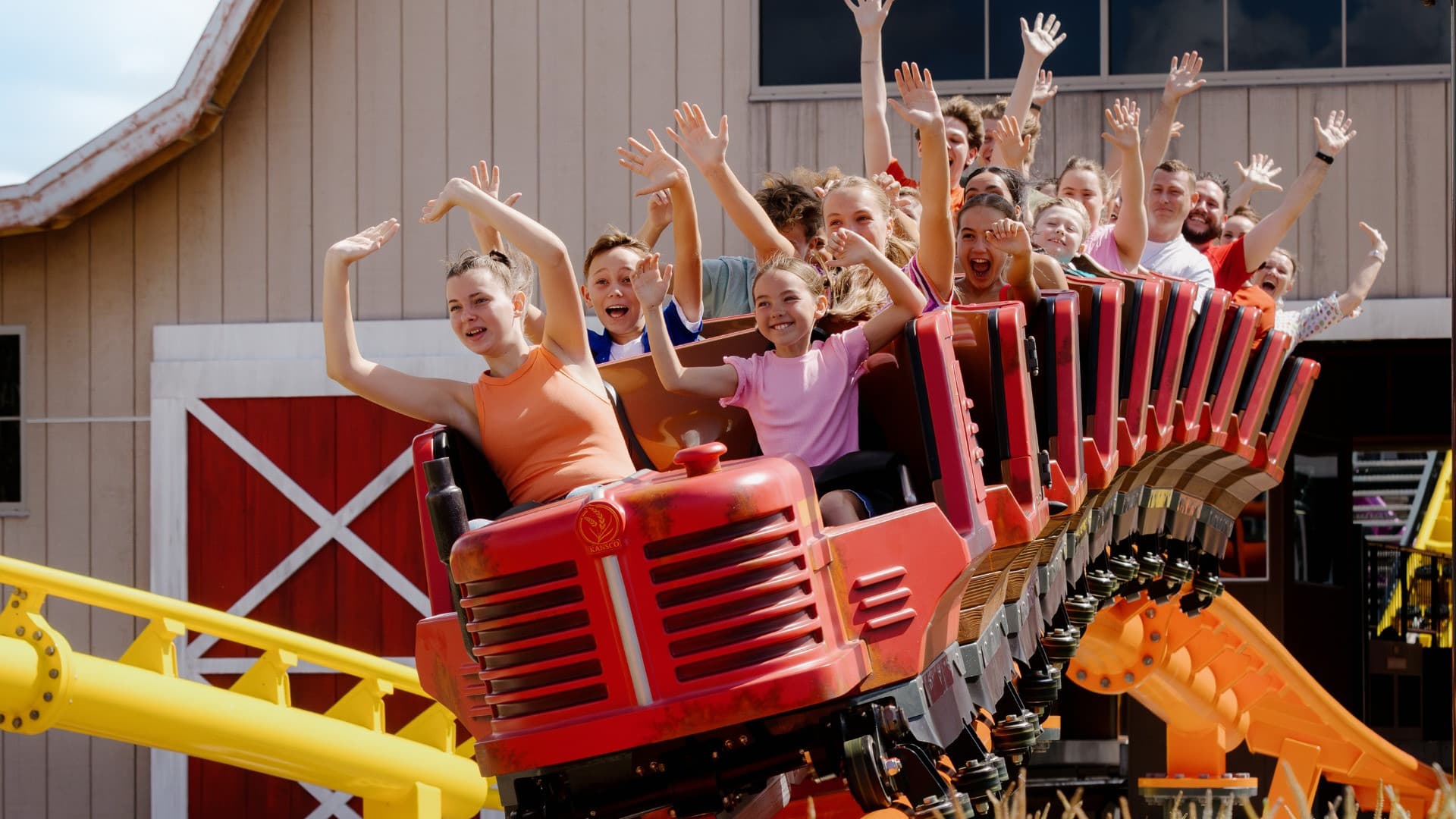 Gold Coast Warner Bros. Movie World, Sea World, Paradise Country and Wet'n'Wild Multiday Pass - image 11