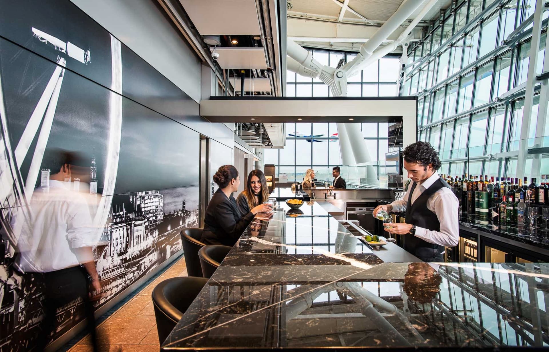 Plaza Premium Lounge - London Heathrow Airport Terminal 5 - imagen 2