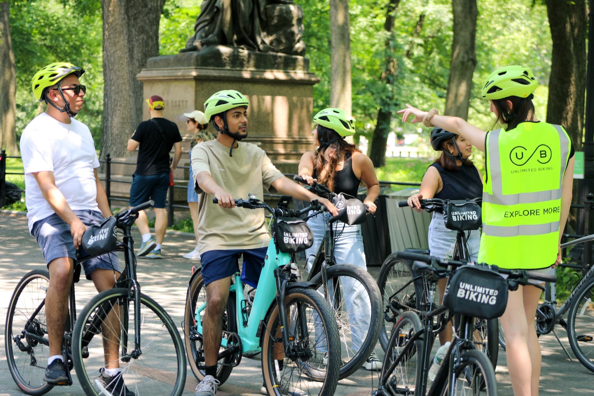 New York City Central Park Guided Bike Tour - imagen 14