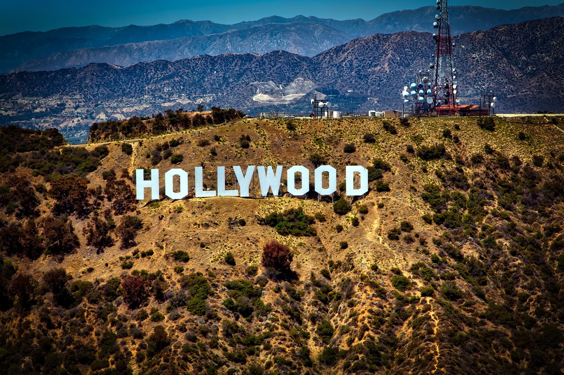 Big Bus Los Angeles: Best of L.A. Hop-On Hop-Off Bus Tour + Celebrity Homes Tour - image 3