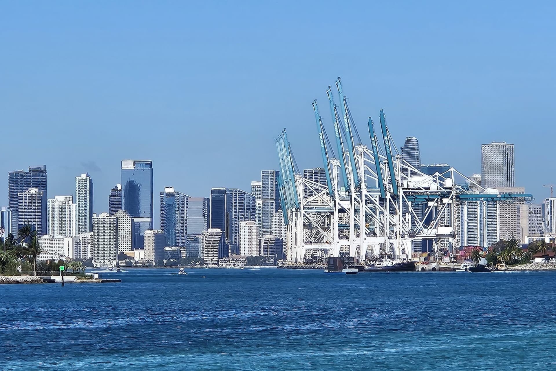 Water Taxi between Bayside Marketplace & South Beach - image 4