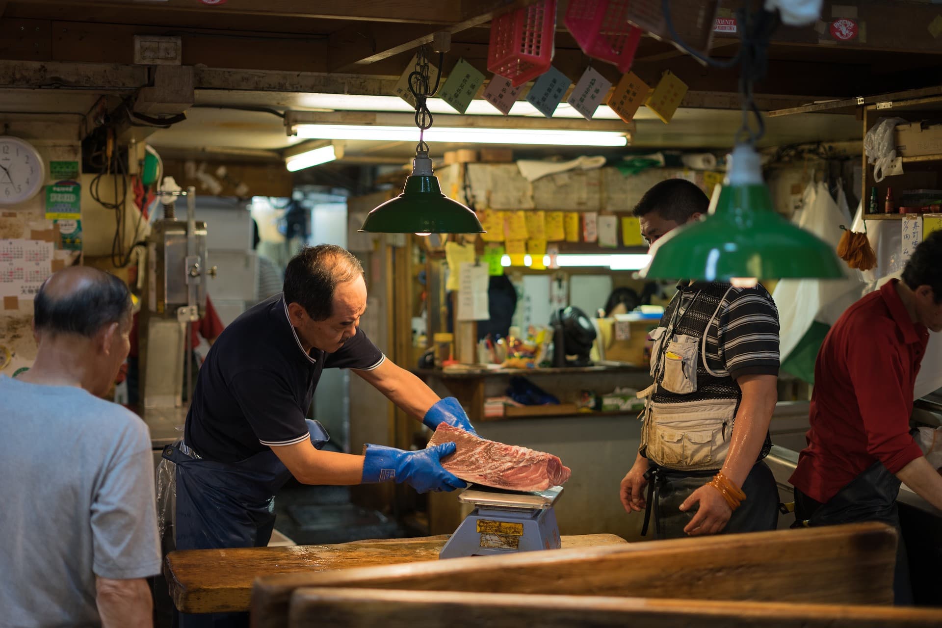 Tsukiji Outer Market Breakfast Tour - image 3