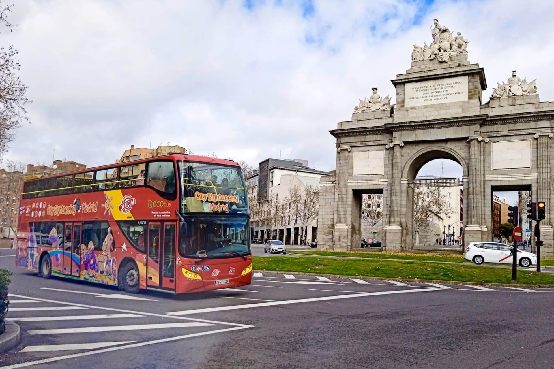 City Sightseeing Madrid Hop-on Hop-off Bus Tour - image 2