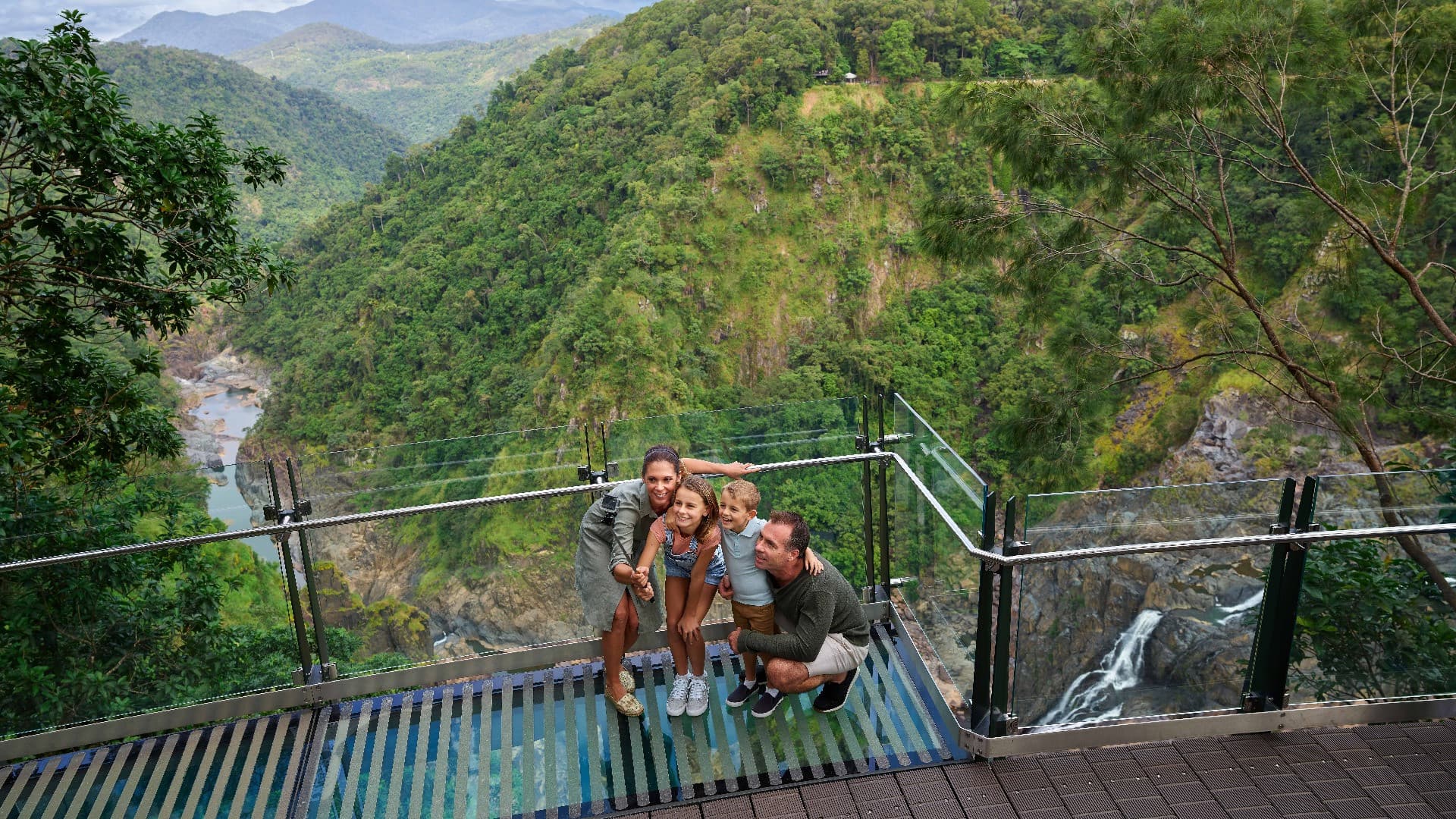 Skyrail Rainforest Cableway with Optional Kuranda Scenic Train Ticket and Hotel Pick-Up - imagen 5