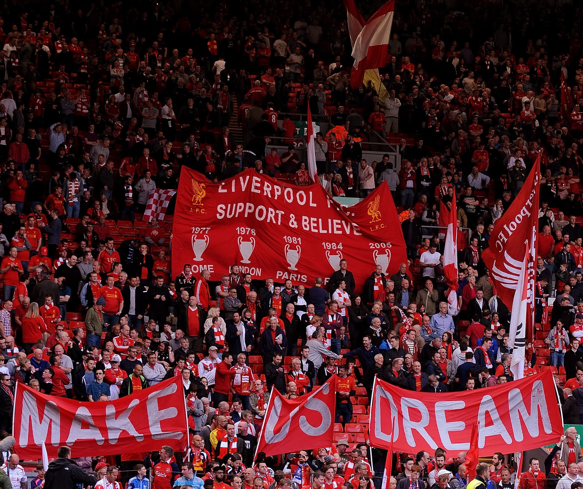 Entrada para partido de la Premier League del Liverpool FC en el estadio Anfield - imagen 5