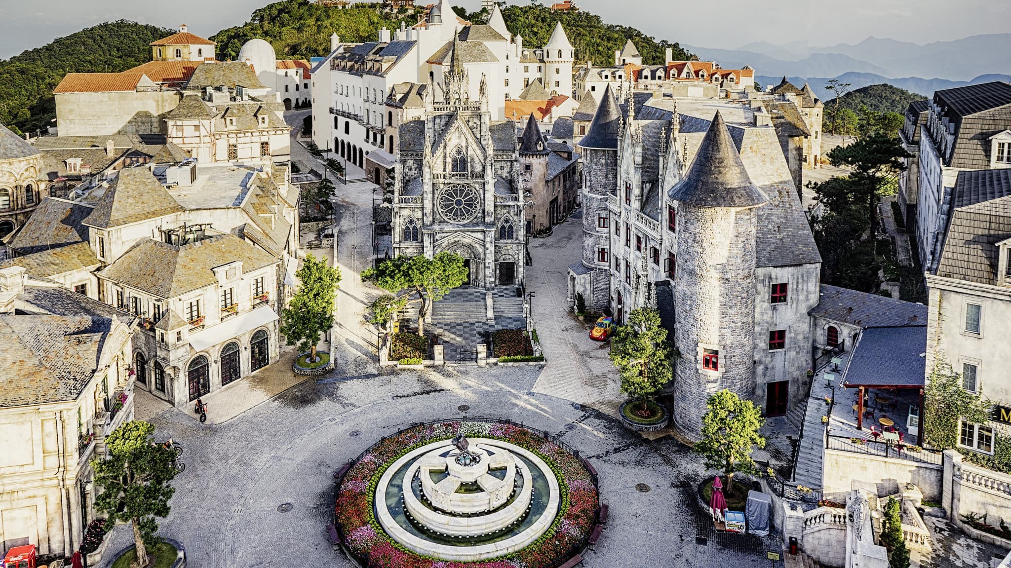Ba Na Hills and Golden Bridge Full-Day Private Tour from Da Nang with Korean-speaking Guide - image 6