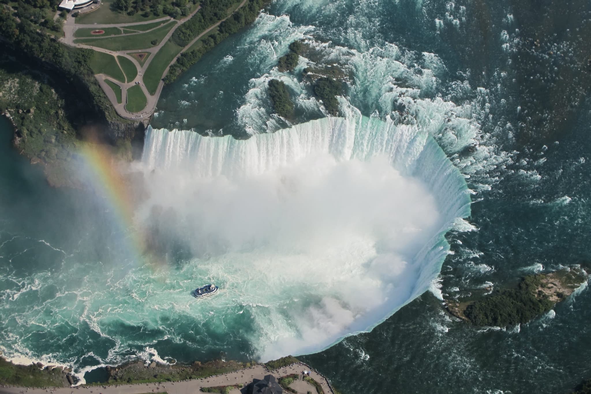 Niagara Falls Day Trip by Air from New York City - main image