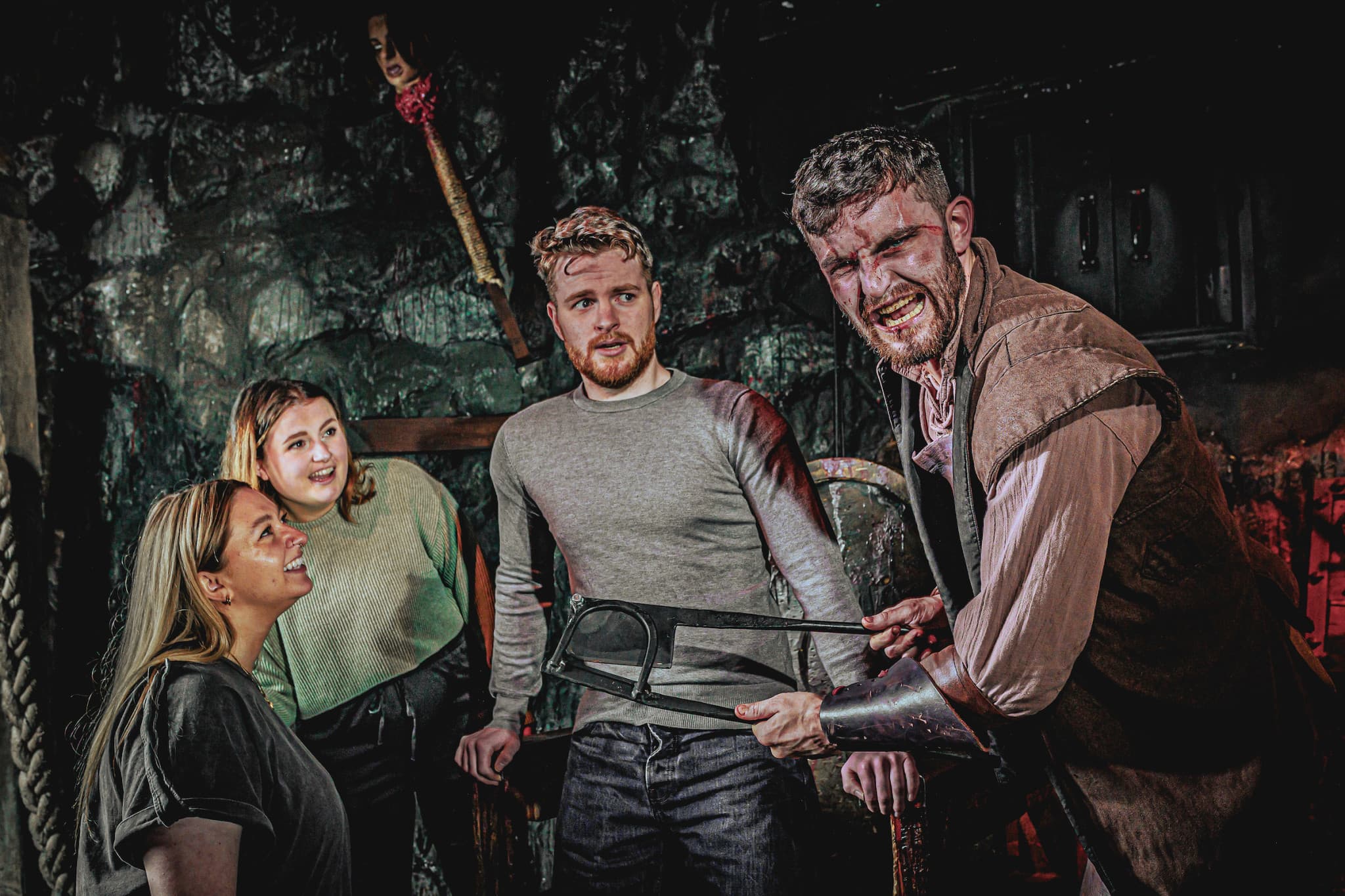 COMBO: Madame Tussauds London + The London Dungeon Ticket - image 12