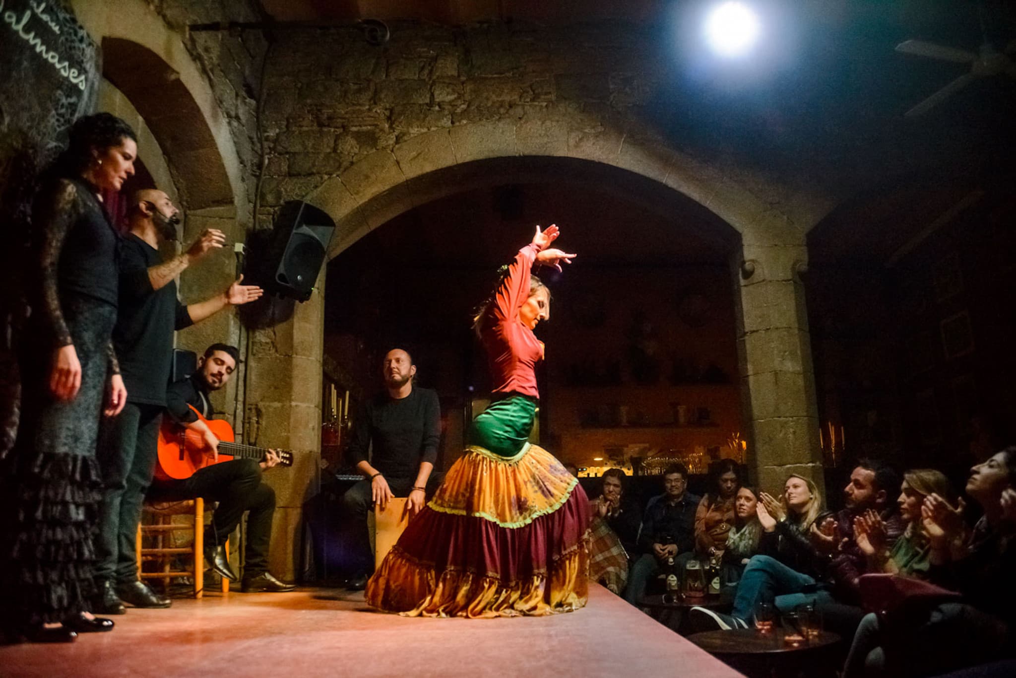 Barcelona Old Town Walking Tour with Flamenco Show and Tapas Dinner - image 2