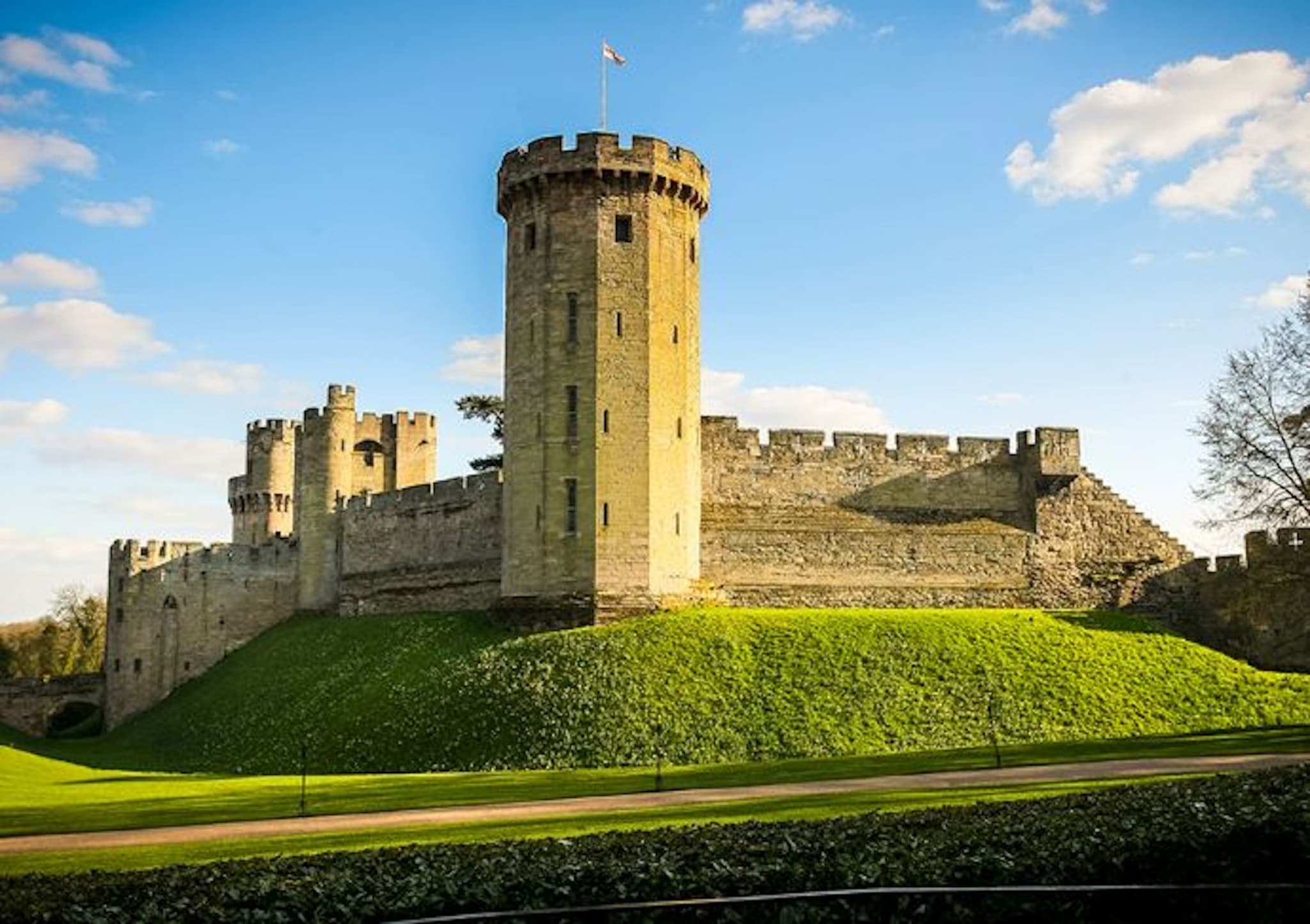 Warwick Castle - main image