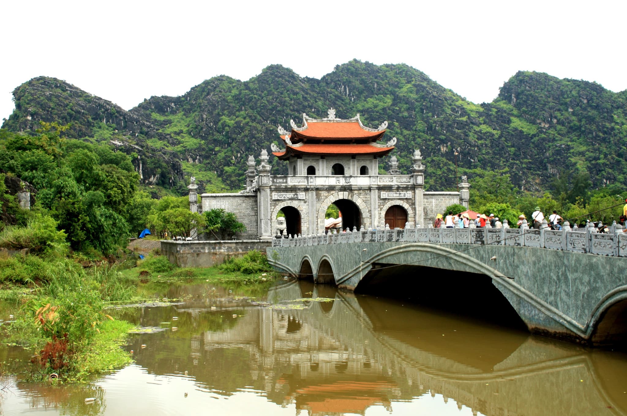 Hoa Lu and Tam Coc Tour from Hanoi - image 3