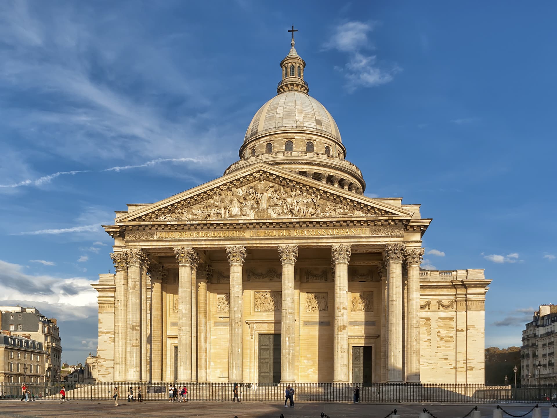 Paris Open-Top Bus Tour and Eiffel Tower Reserved Access - image 6