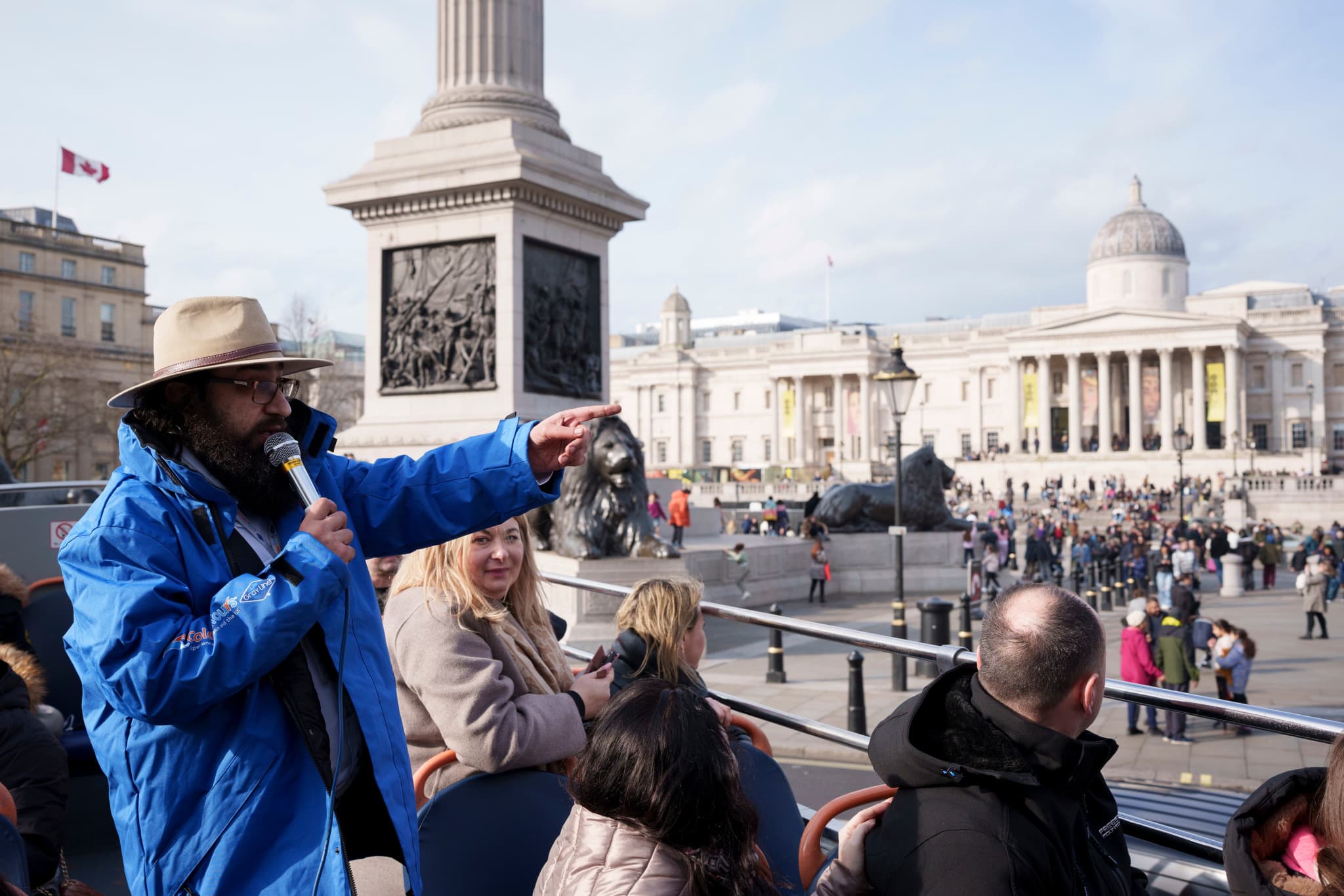 COMBO: SEA LIFE London Aquarium Ticket + London Hop-on Hop-off Bus Tour - image 6