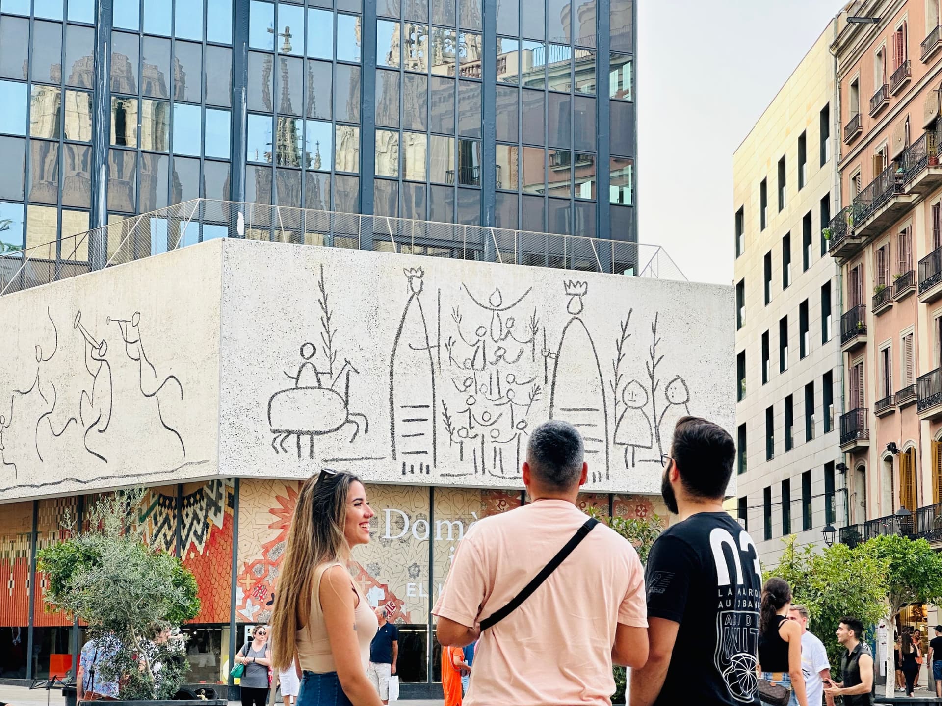 Tour a pie por Barcelona con entrada sin filas al Museo Picasso - imagen principal