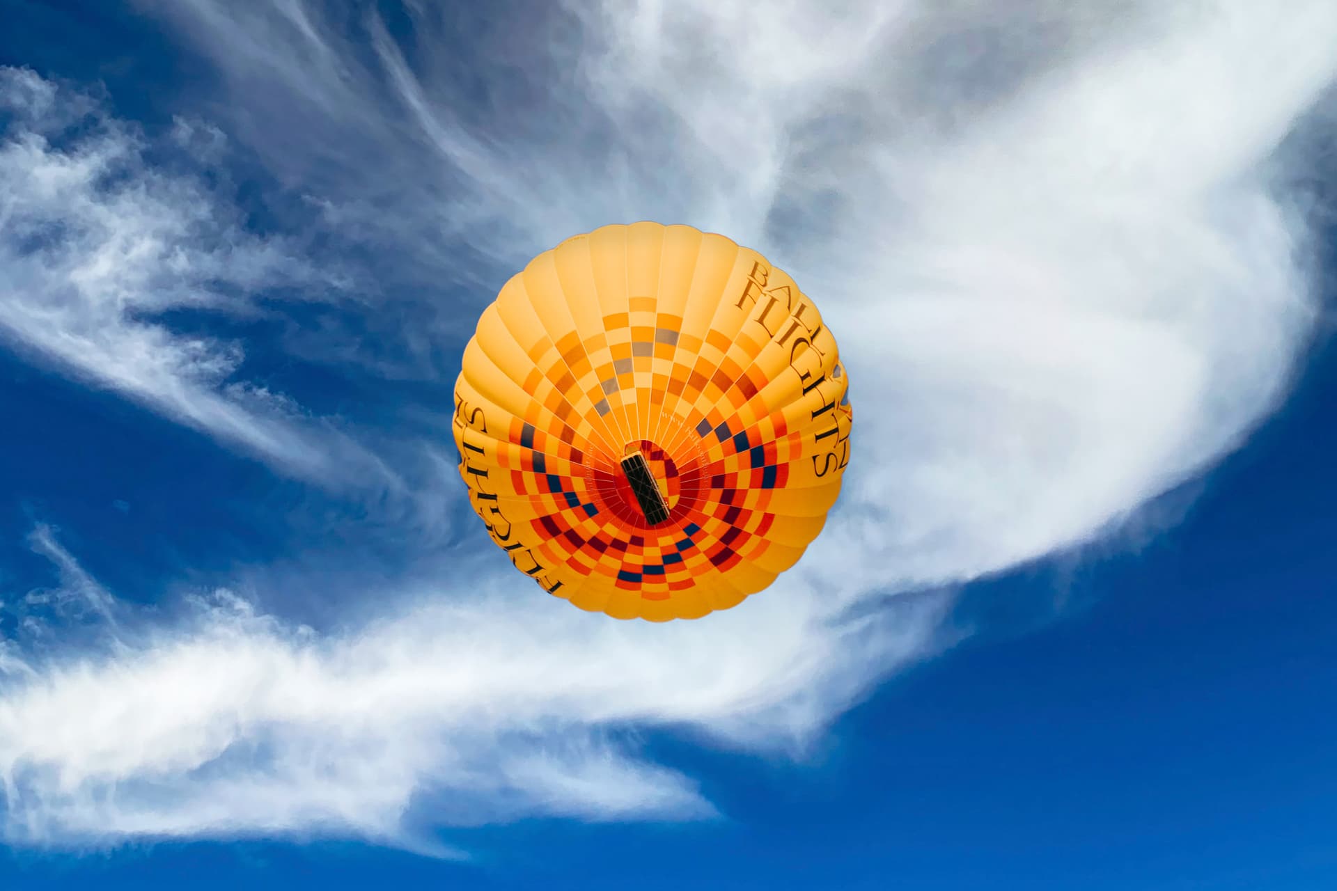 Dubai Hot Air Balloon Ride - image 8