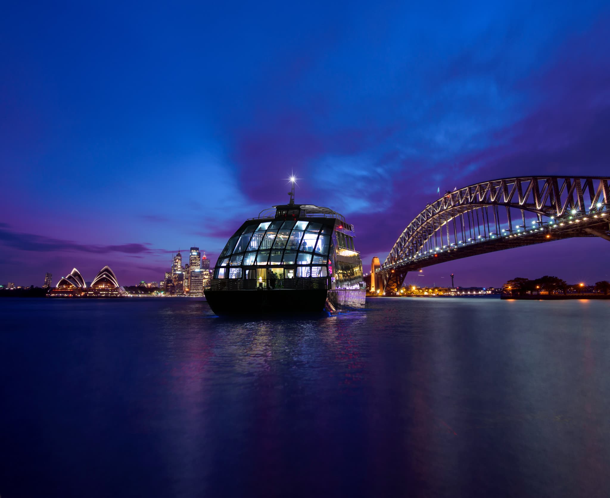 Sydney Harbour Glass Boat Dinner Cruise with Wine Pairing - image 2