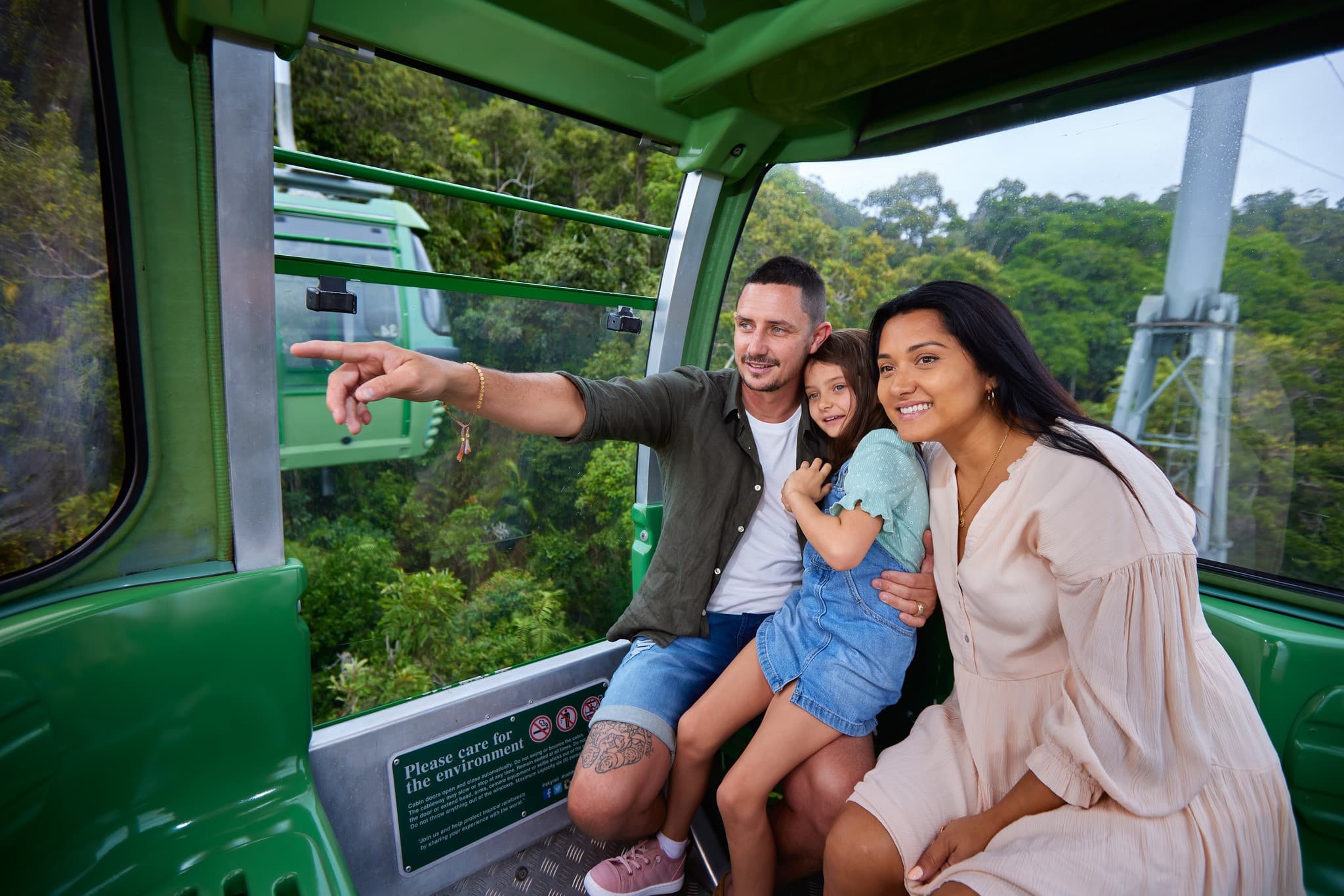 Full-Day Kuranda Tour with Skyrail Cableway, Scenic Railway and Rainforestation - image 2