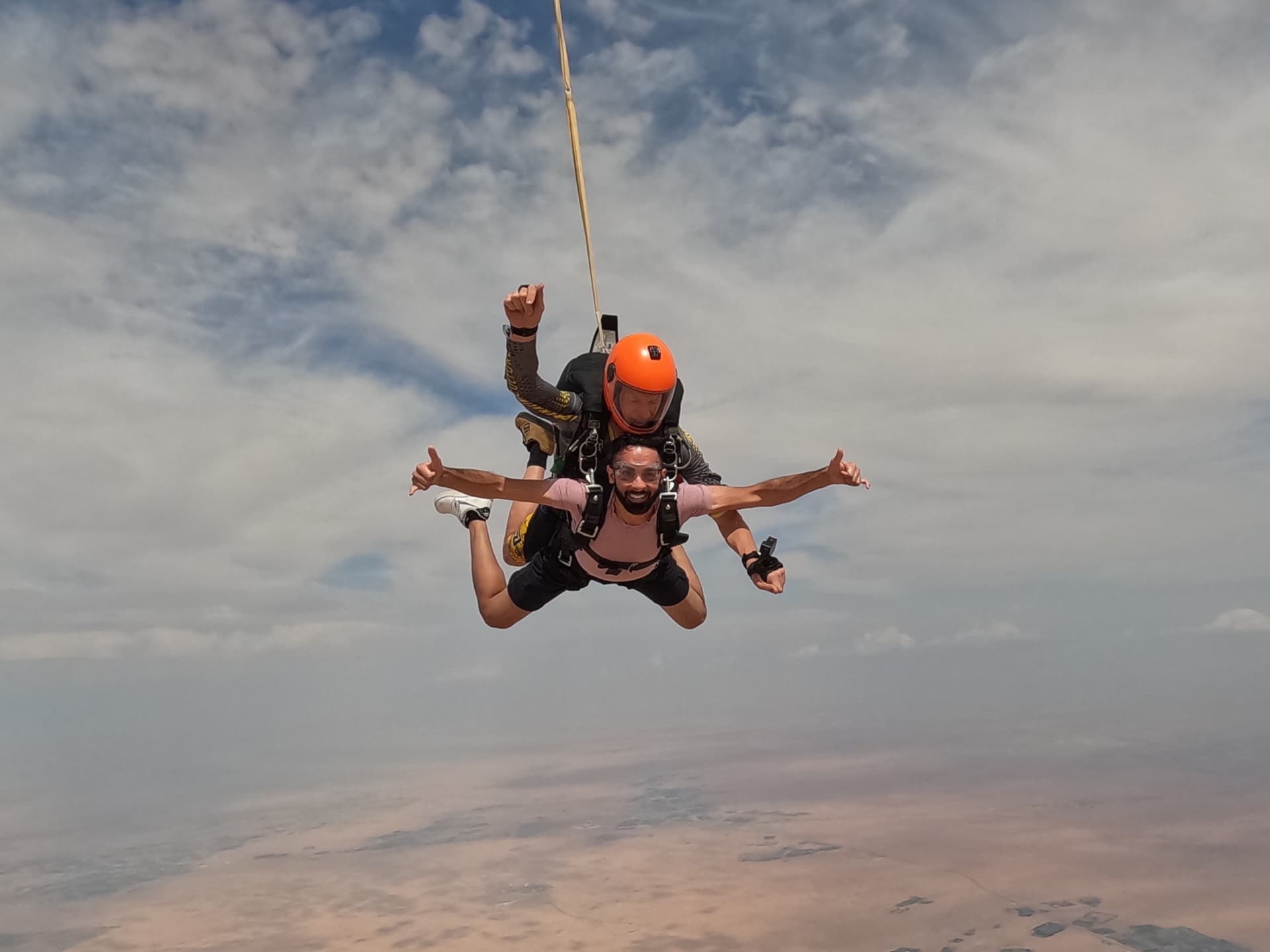 Experiencia de paracaidismo tándem en Skydive Dubai - imagen 8