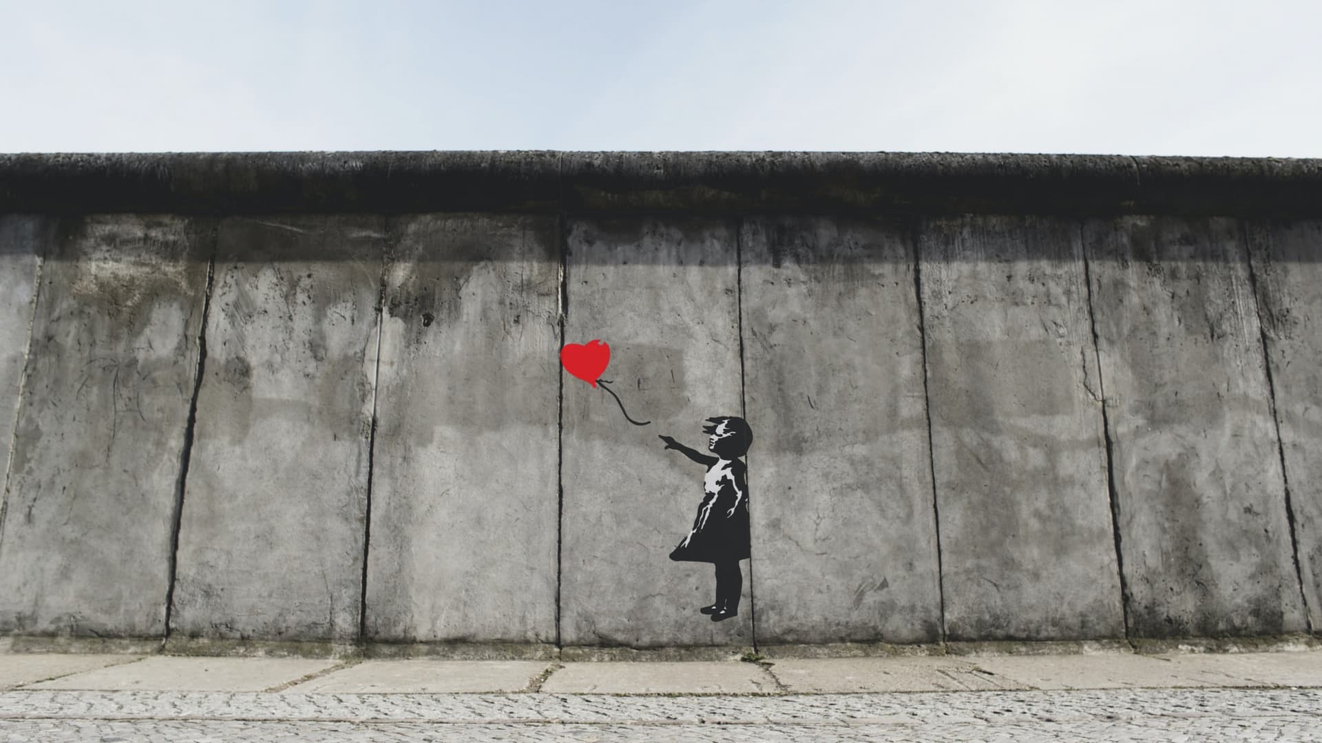 London Banksy Street Art Experience - image 2