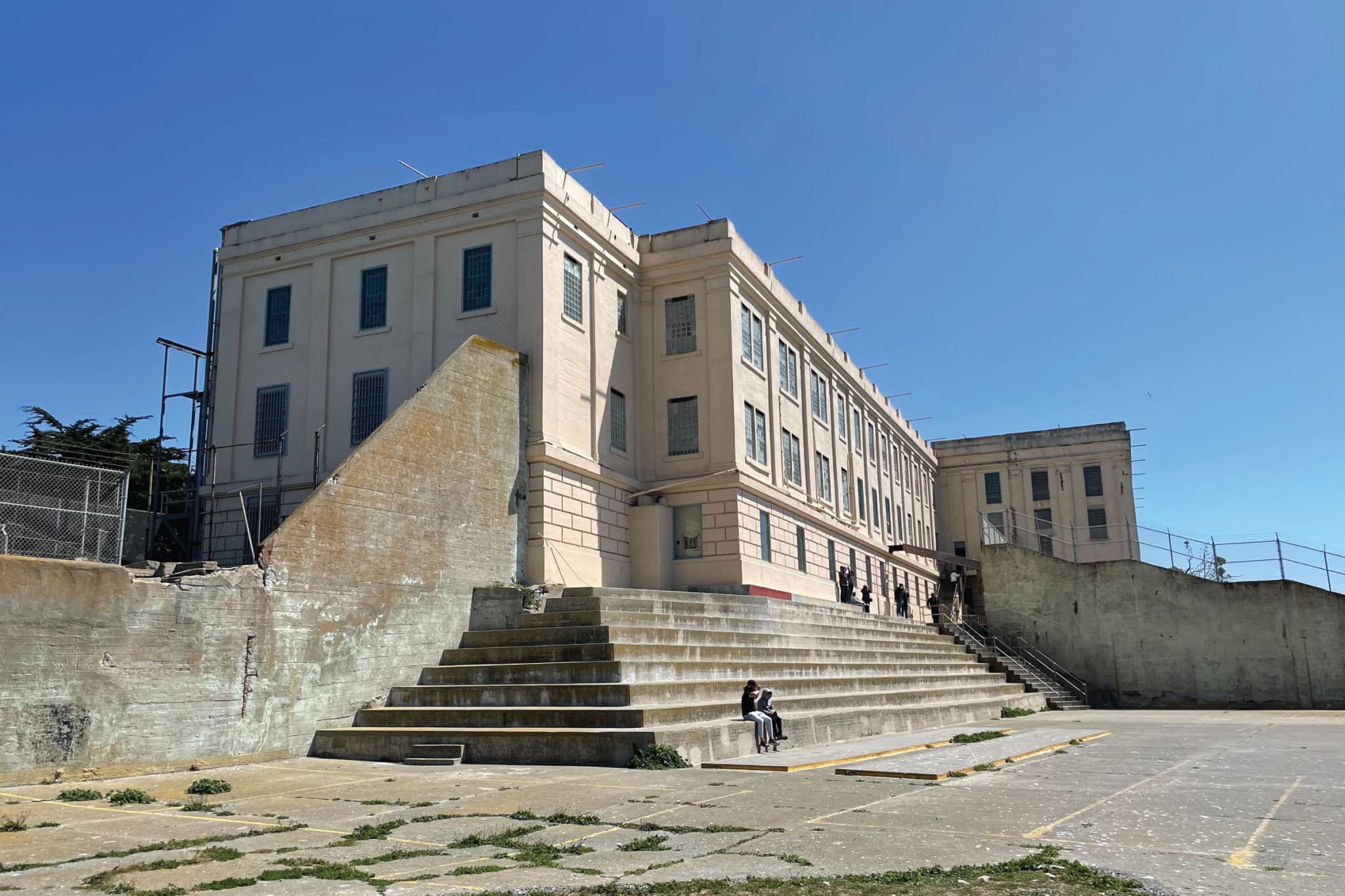 Alcatraz Island Ticket with 2-Day Hop-On Hop-Off & Night Bus Tour - image 5