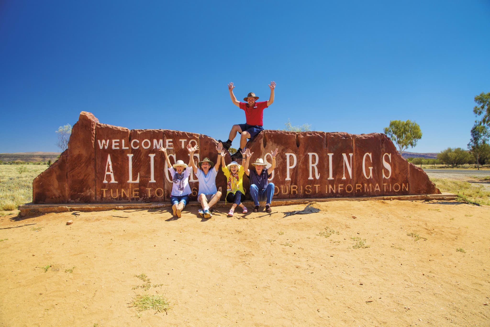 Alice Springs Reptile Centre and City Tour - image 3