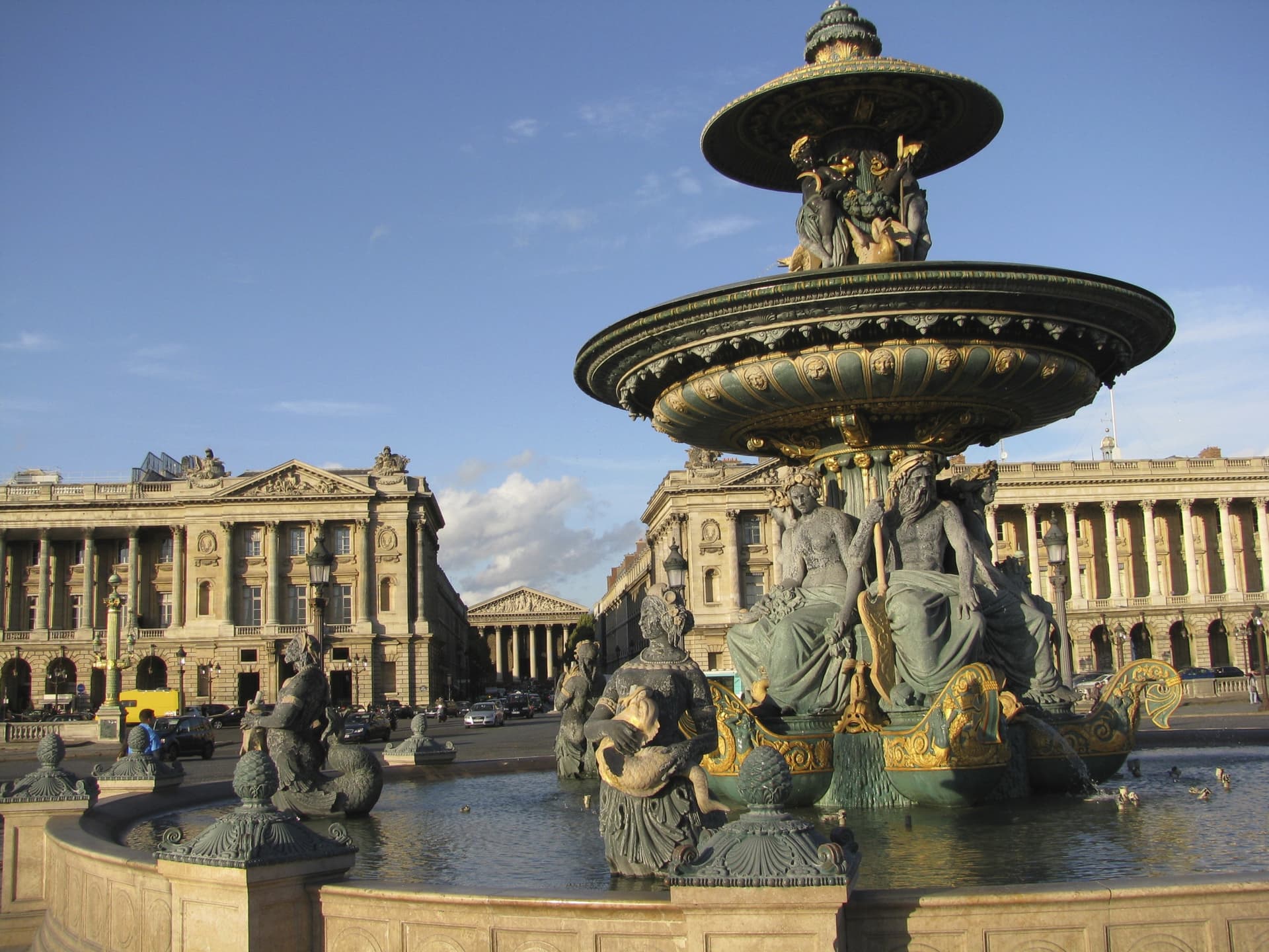 Paris Panoramic Bus Tour and Seine River Cruise - image 6