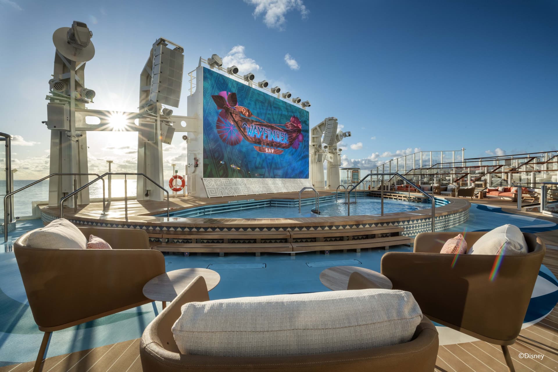 Disney Cruise Line: crucero Disney Adventure de 4 noches desde Singapur - imagen 2