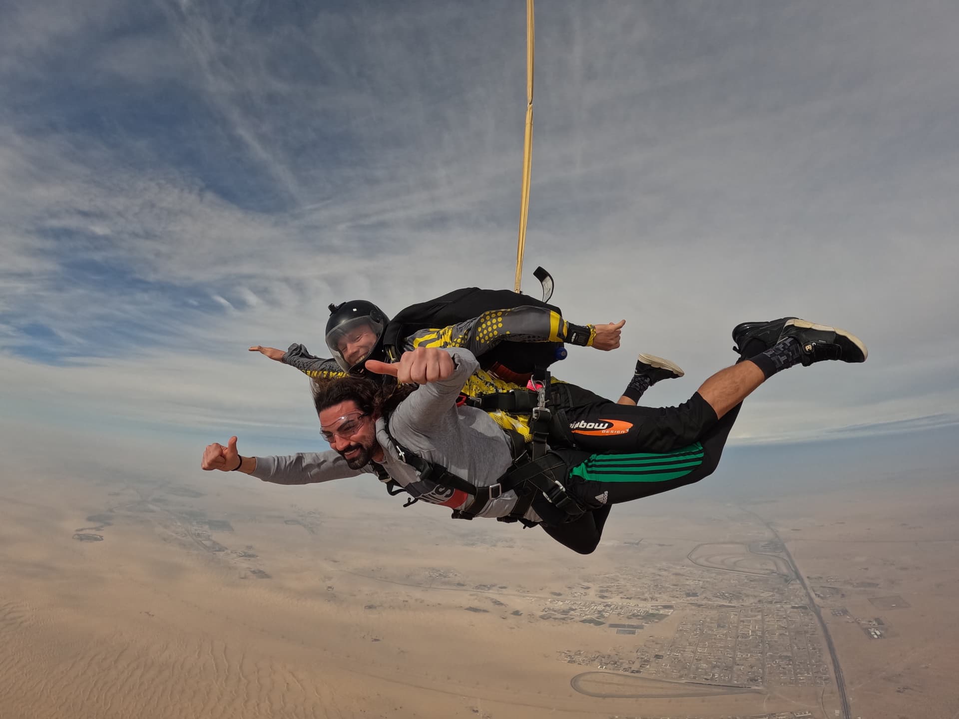Experiencia de paracaidismo tándem en Skydive Dubai - imagen 7
