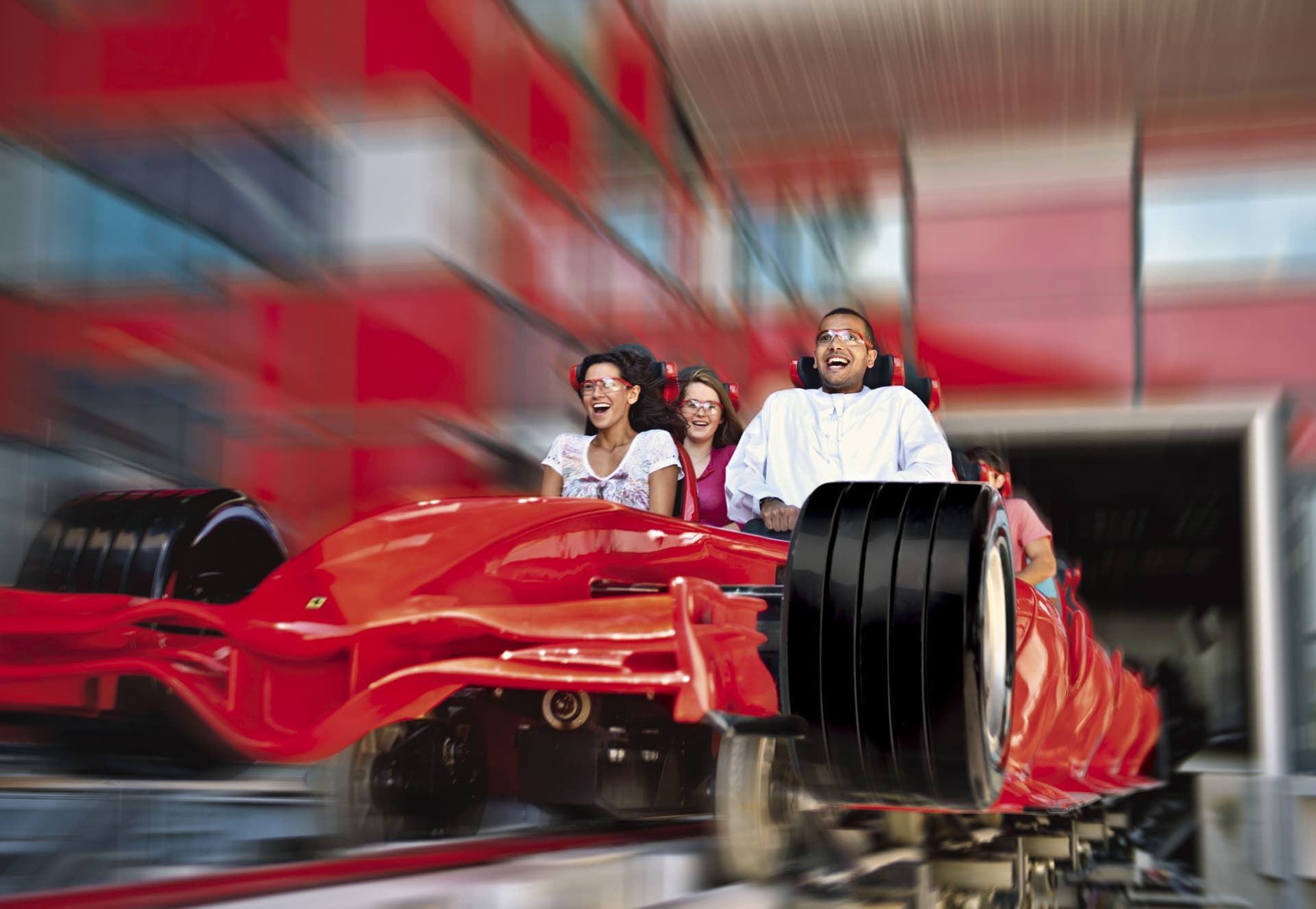 Abu Dhabi Mosque and Ferrari World Tour from Dubai - imagen 6