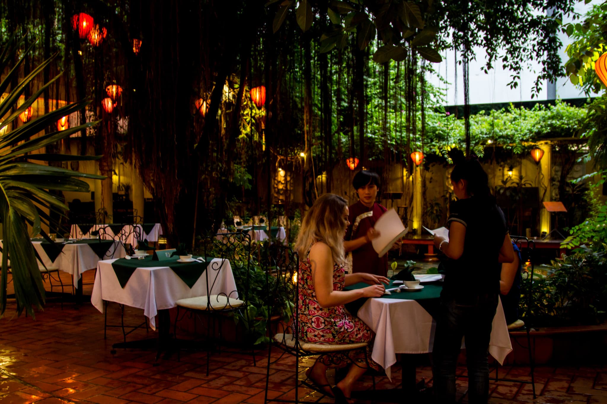 Traditional Vietnamese Water Puppet Show with Dinner in Ho Chi Minh - image 3