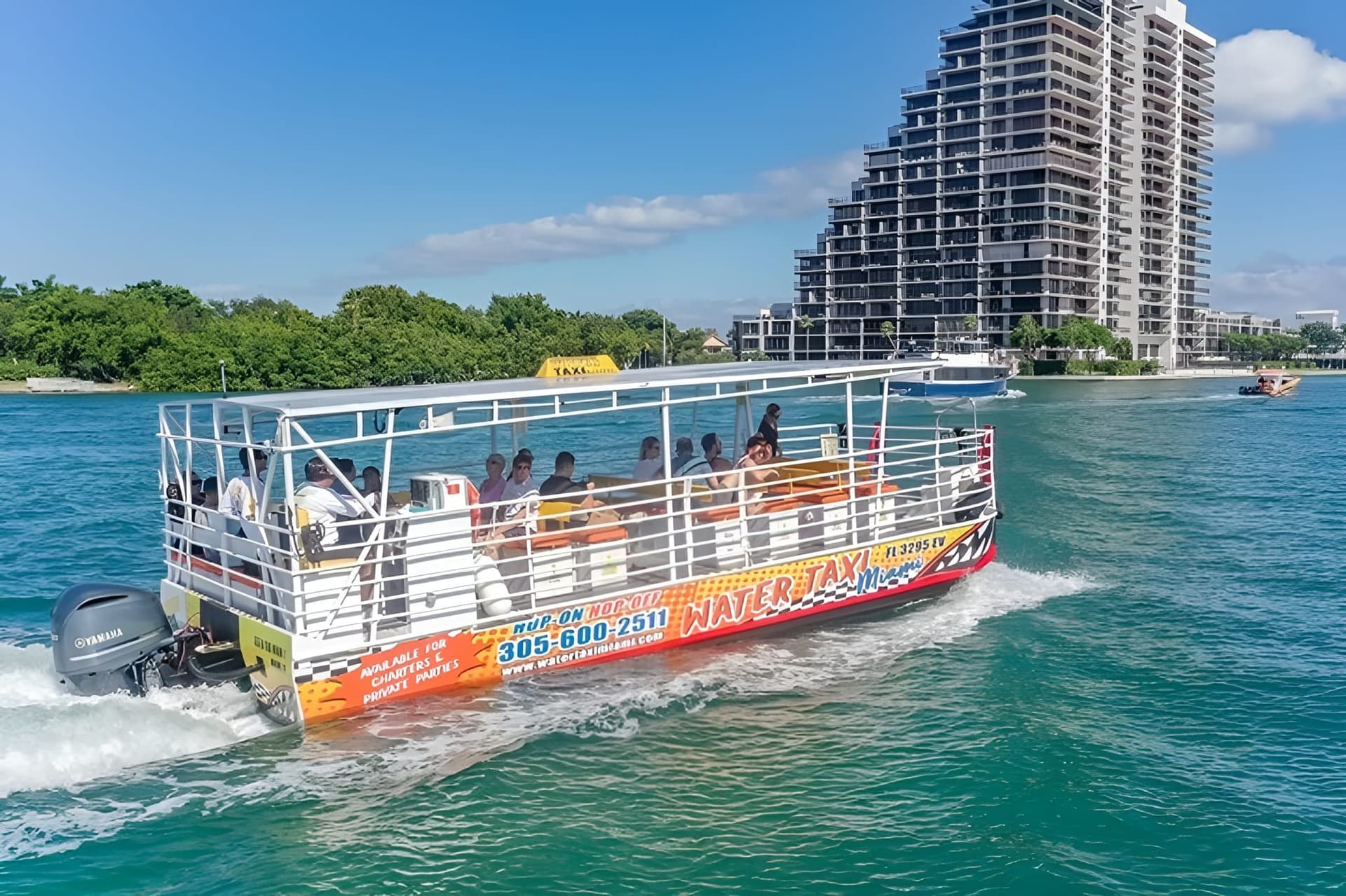 Miami Skyline Cruise of Millionaires’ Homes and Biscayne Bay - image 4