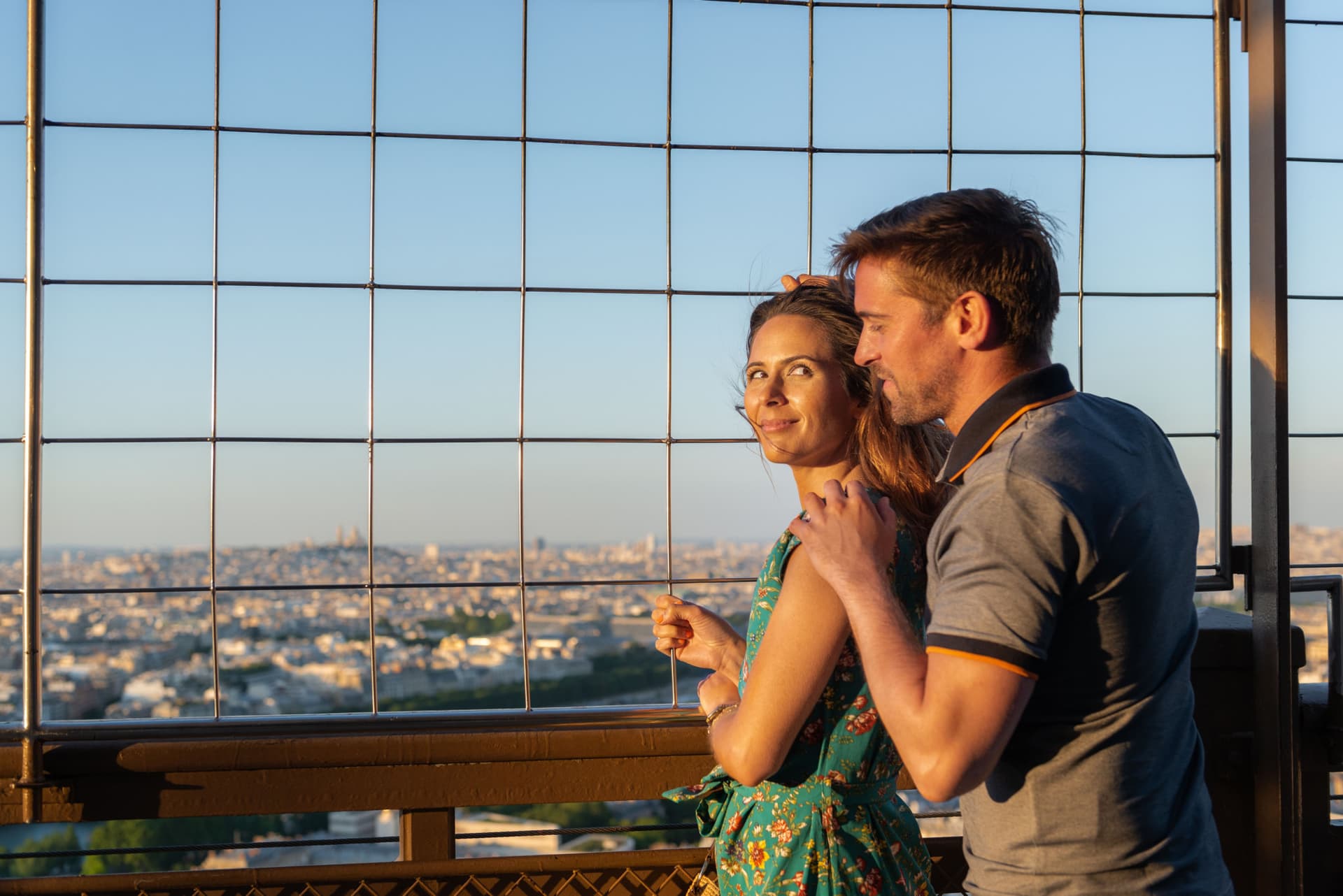 Paris Open-Top Bus Tour and Eiffel Tower Reserved Access - image 8