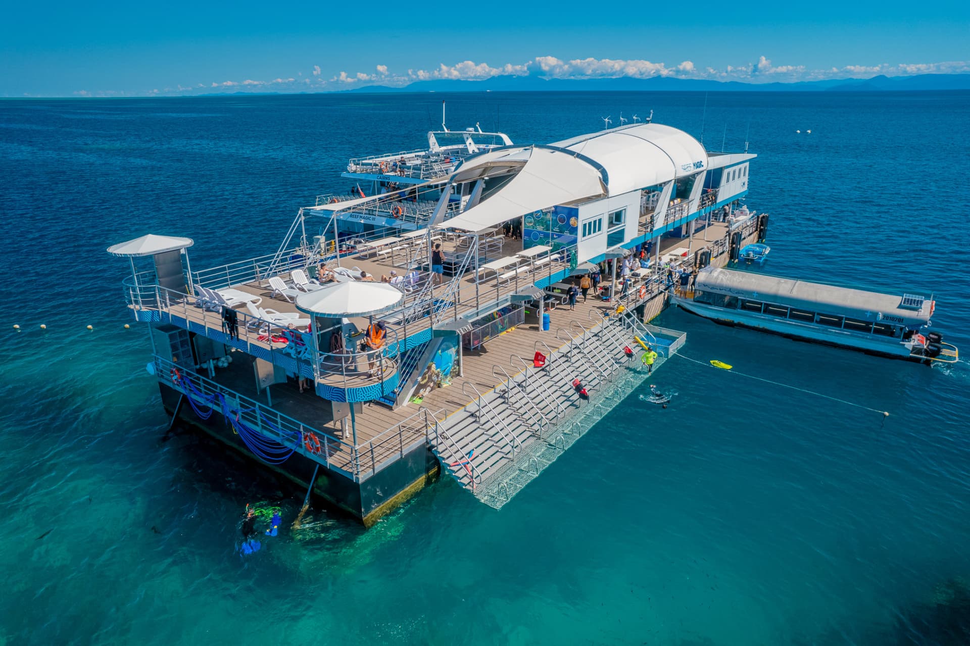 Tour Reef Magic Pontoon desde Cairns - imagen 10