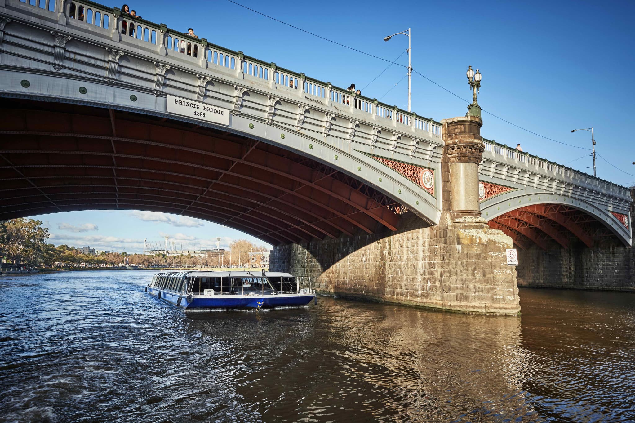 Melbourne Sightseeing Cruise on the Yarra River - image 8